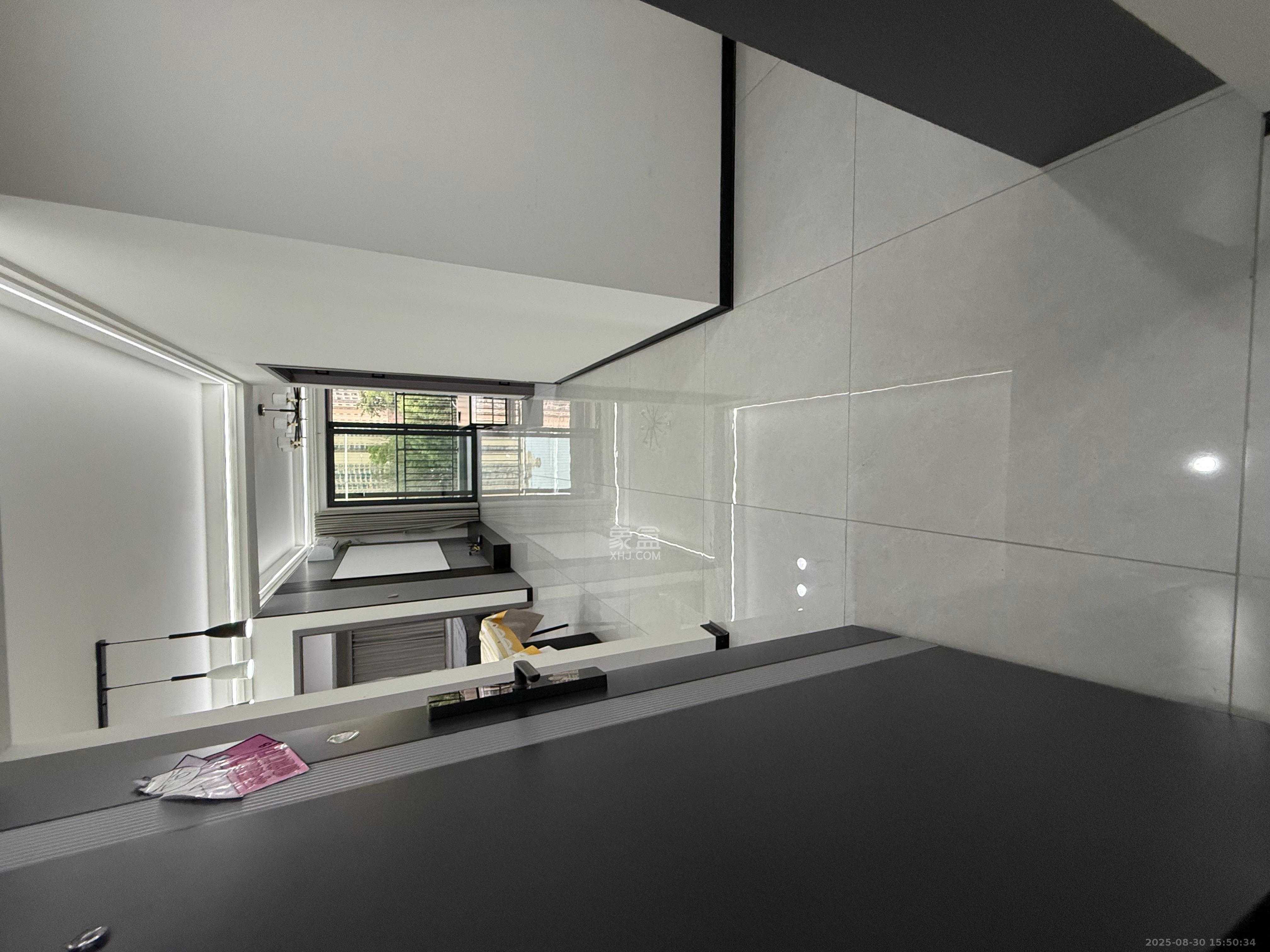 周南学府  2室2厅2卫    2300.0元/月 周南学府  2室2厅2卫    2300.0元/月室内图