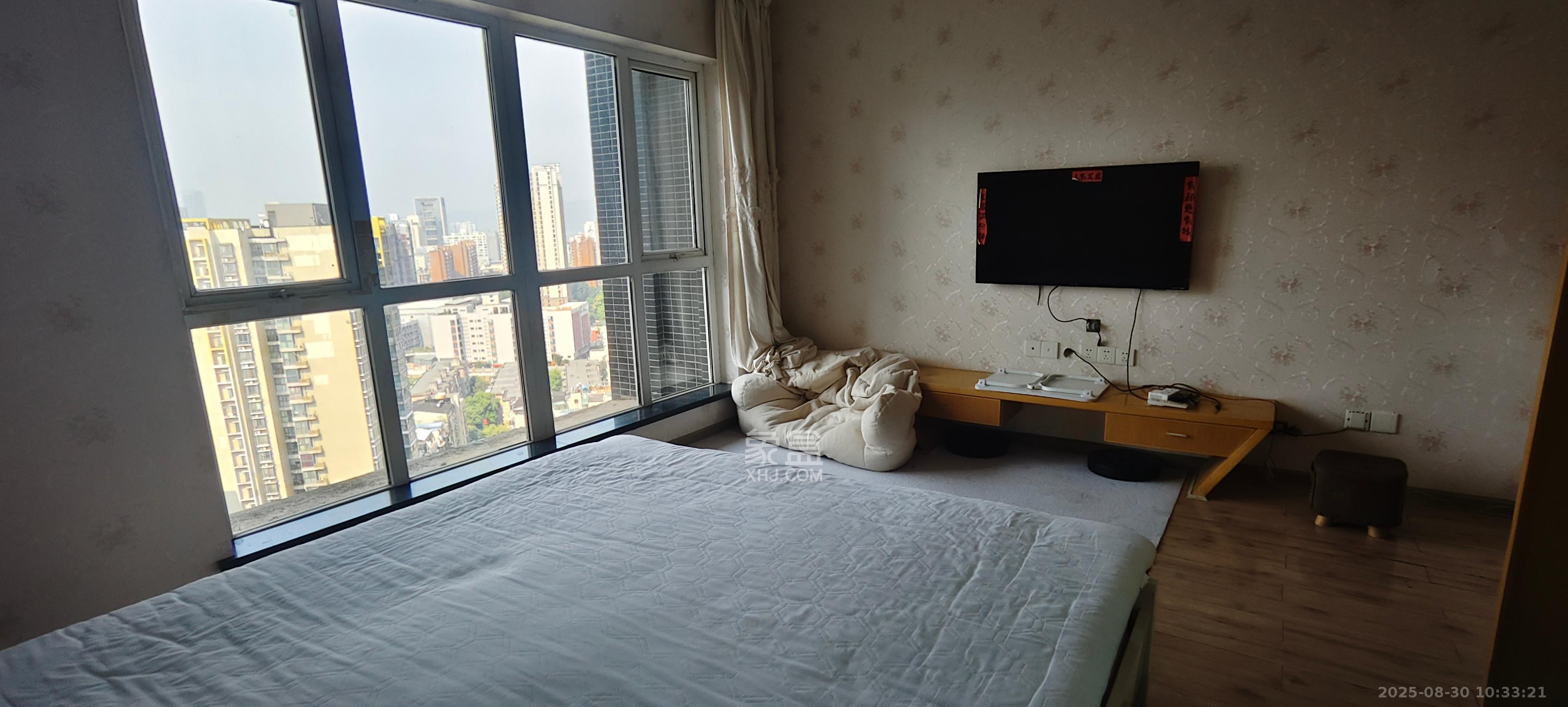 汇富中心 1室1厅1卫 2000.0元/月 汇富中心 1室1厅1卫 2000.0元/月室内图