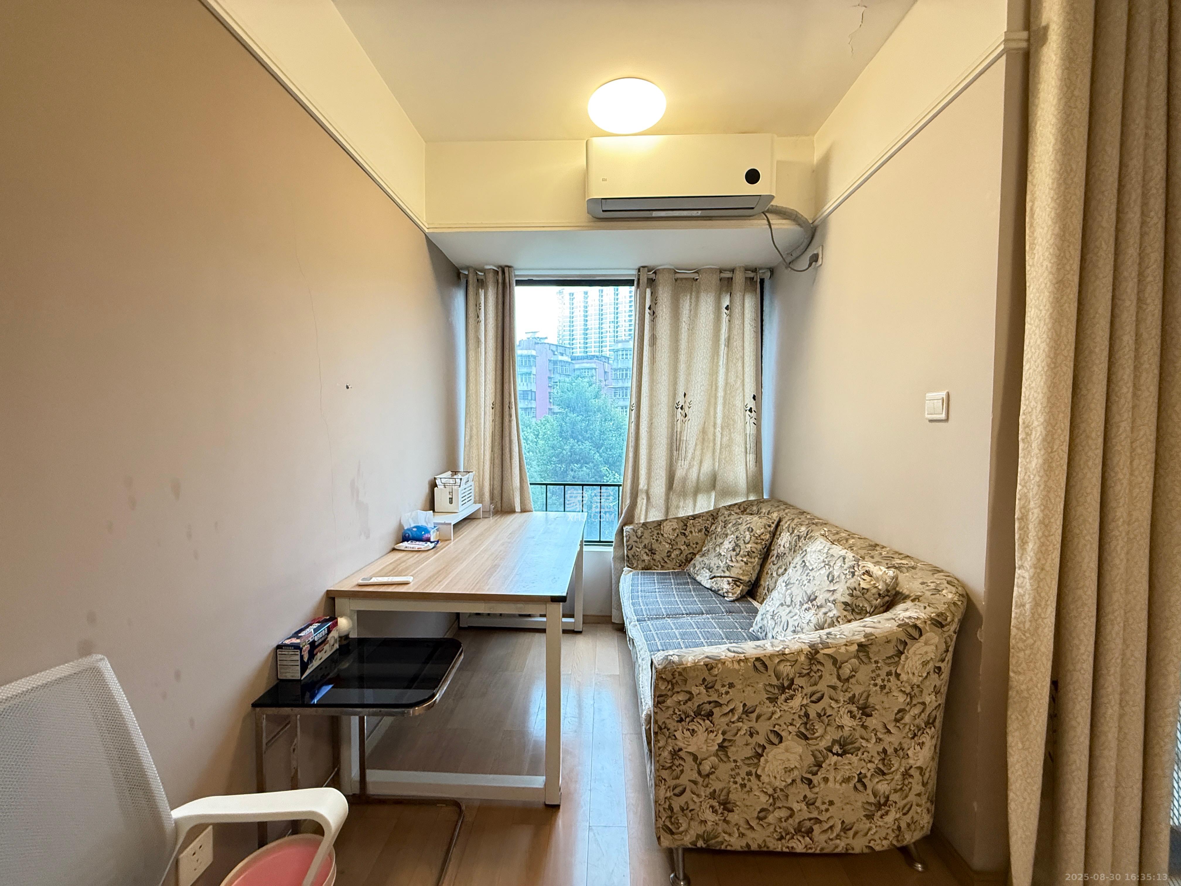 万科金色家园 1室1厅1卫 1400.0元/月 万科金色家园 1室1厅1卫 1400.0元/月室内图