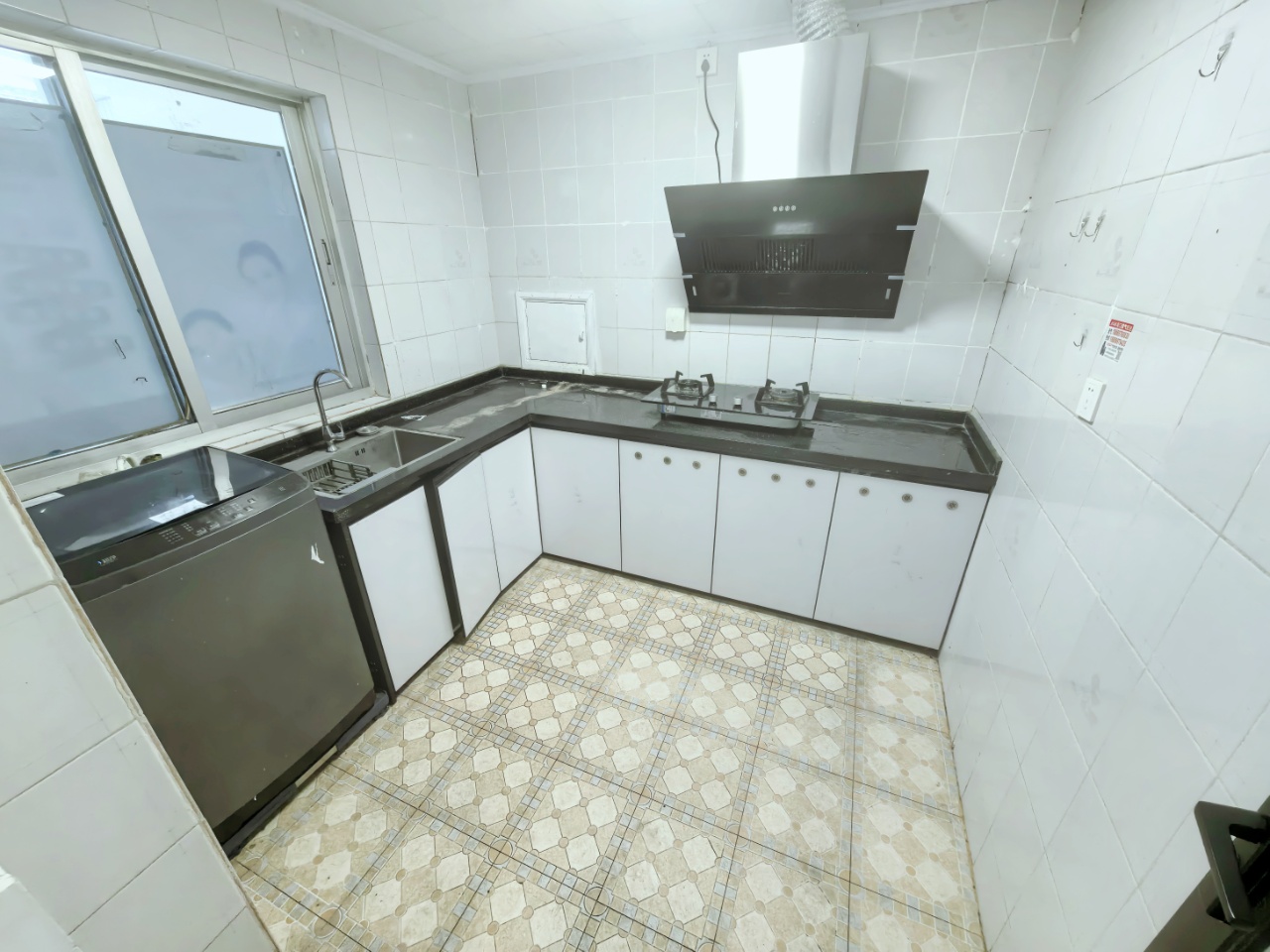 百金城小区 2室2厅1卫 2300.0元/月 百金城小区 2室2厅1卫 2300.0元/月室内图