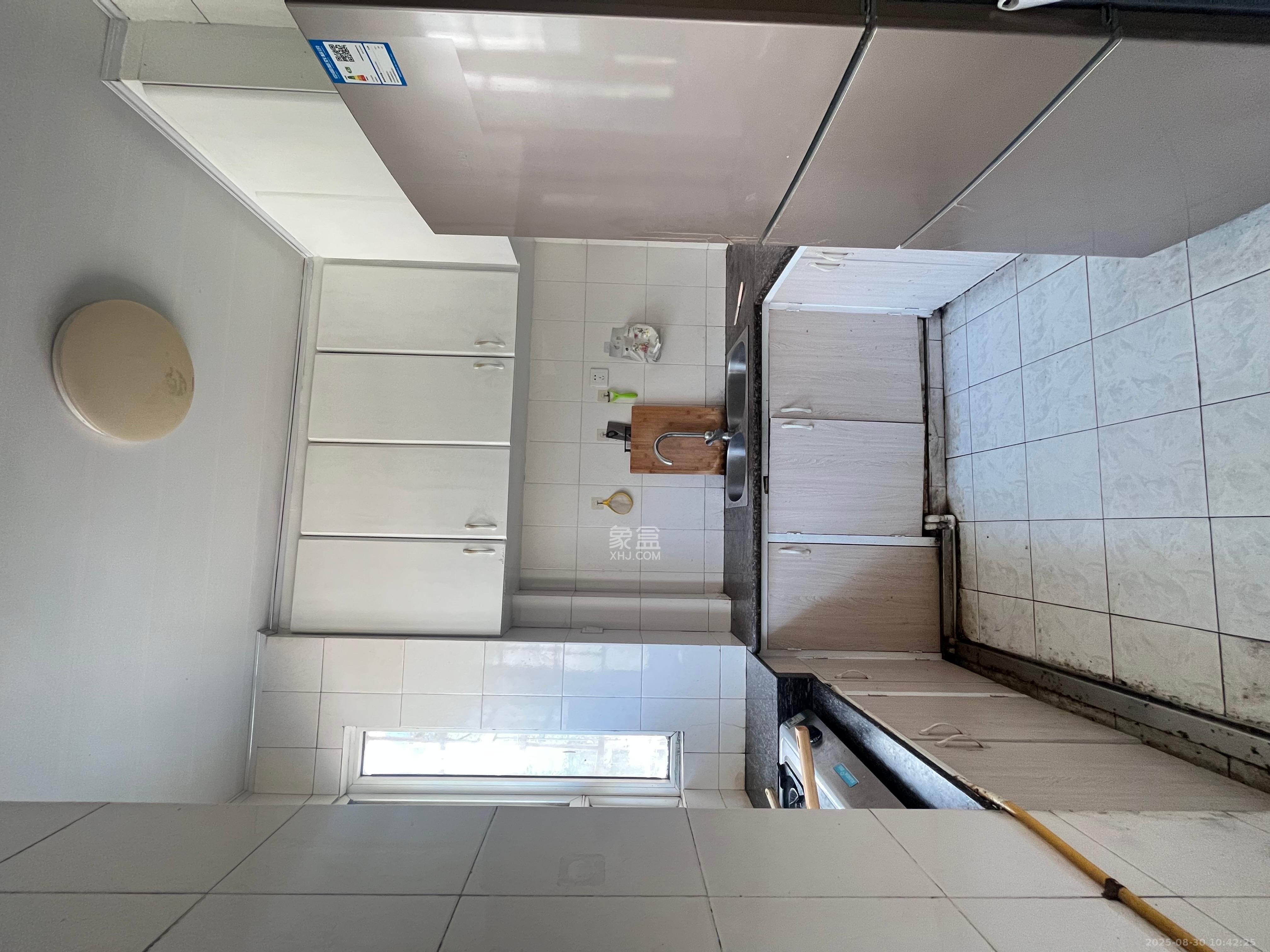 牛角塘社区  1室2厅1卫   1800.00元/月室内图