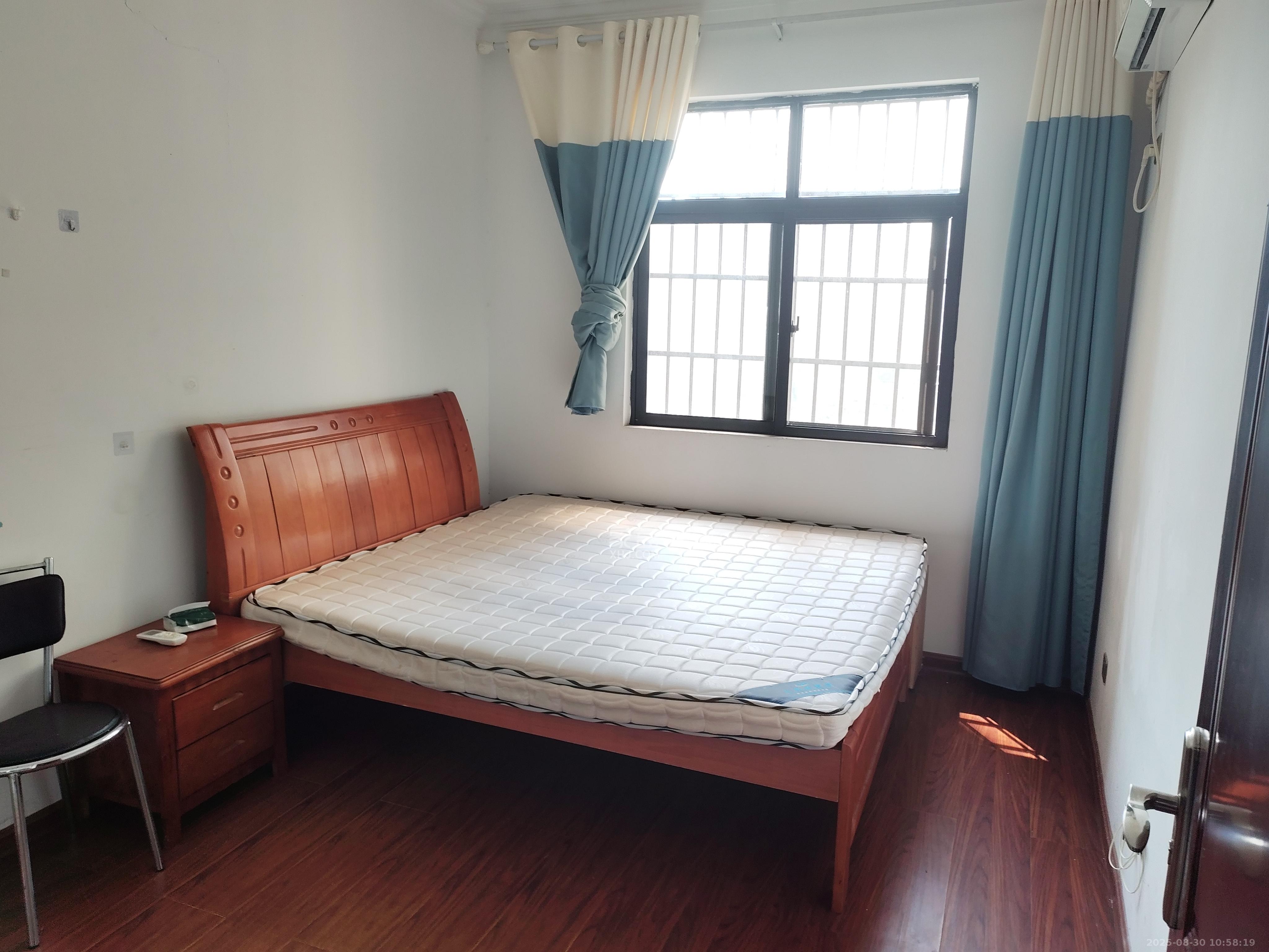 景塘家园  1室0厅0卫    2000.0元/月室内图