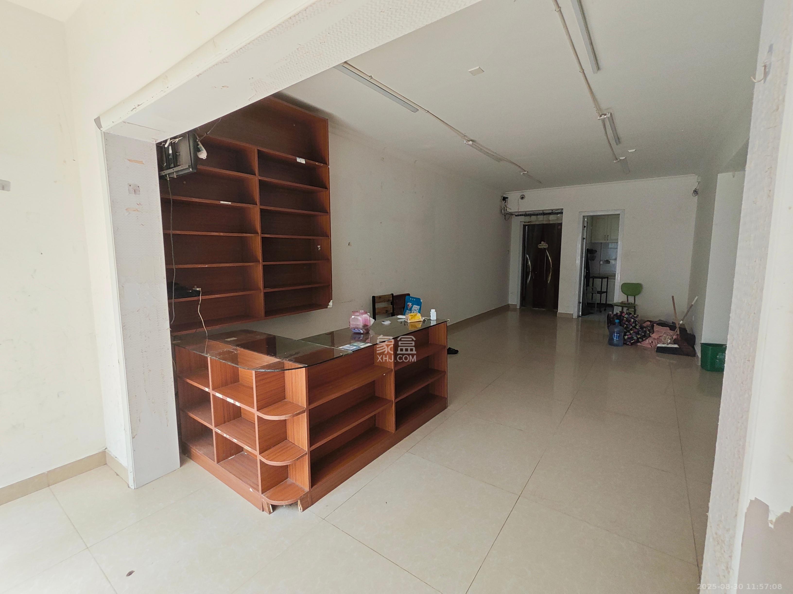 荣盛花语书苑  3室2厅1卫    2600.0元/月室内图