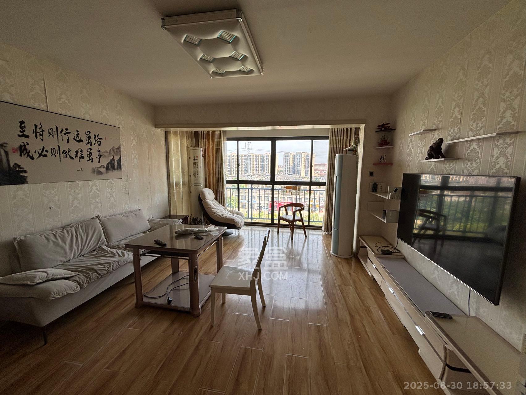 五矿格澜郡  4室2厅2卫    2500.0元/月 五矿格澜郡  4室2厅2卫    2500.0元/月室内图