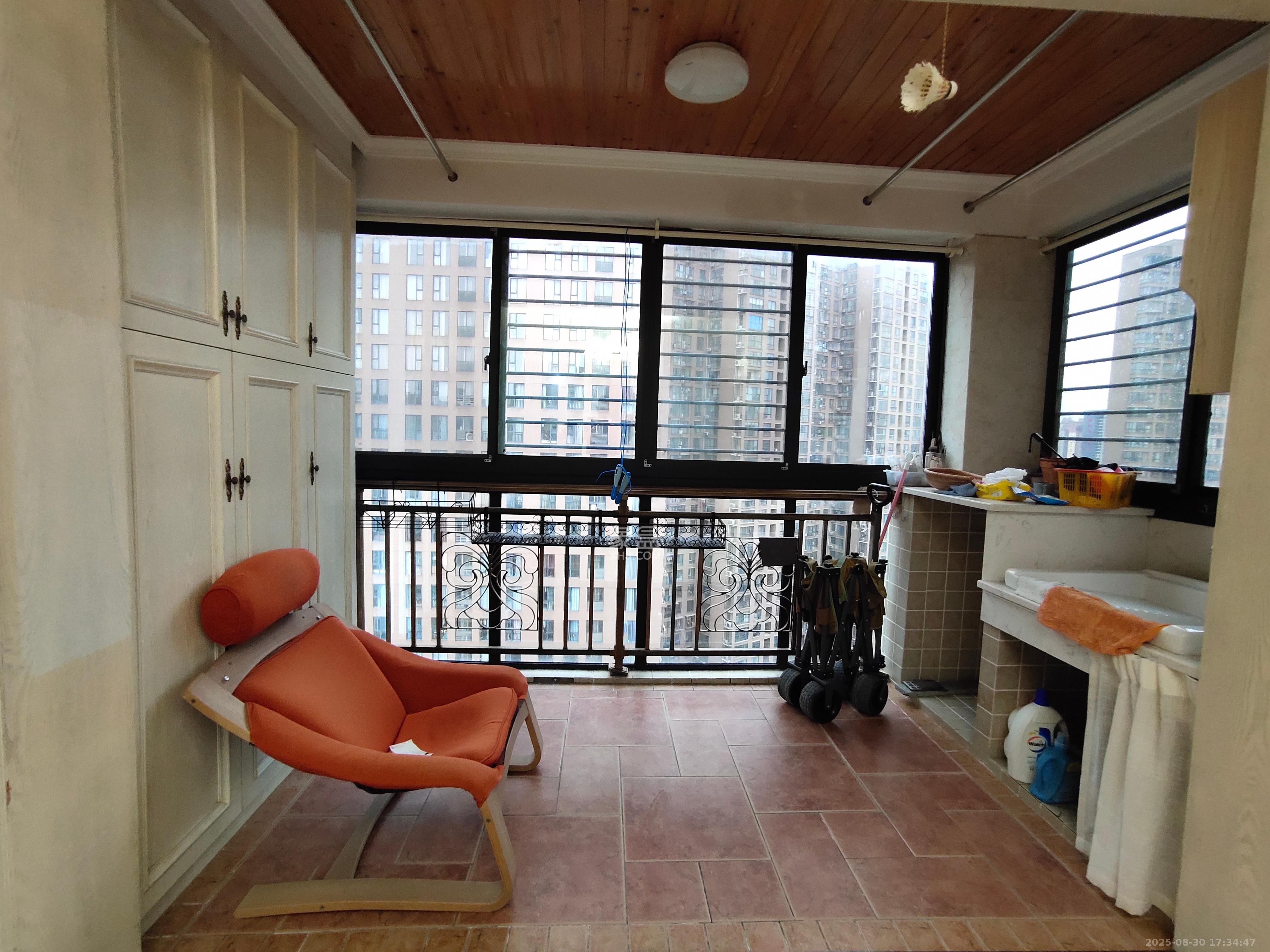 长房白沙湾  2室2厅1卫    2800.0元/月 长房白沙湾  2室2厅1卫    2800.0元/月室内图1