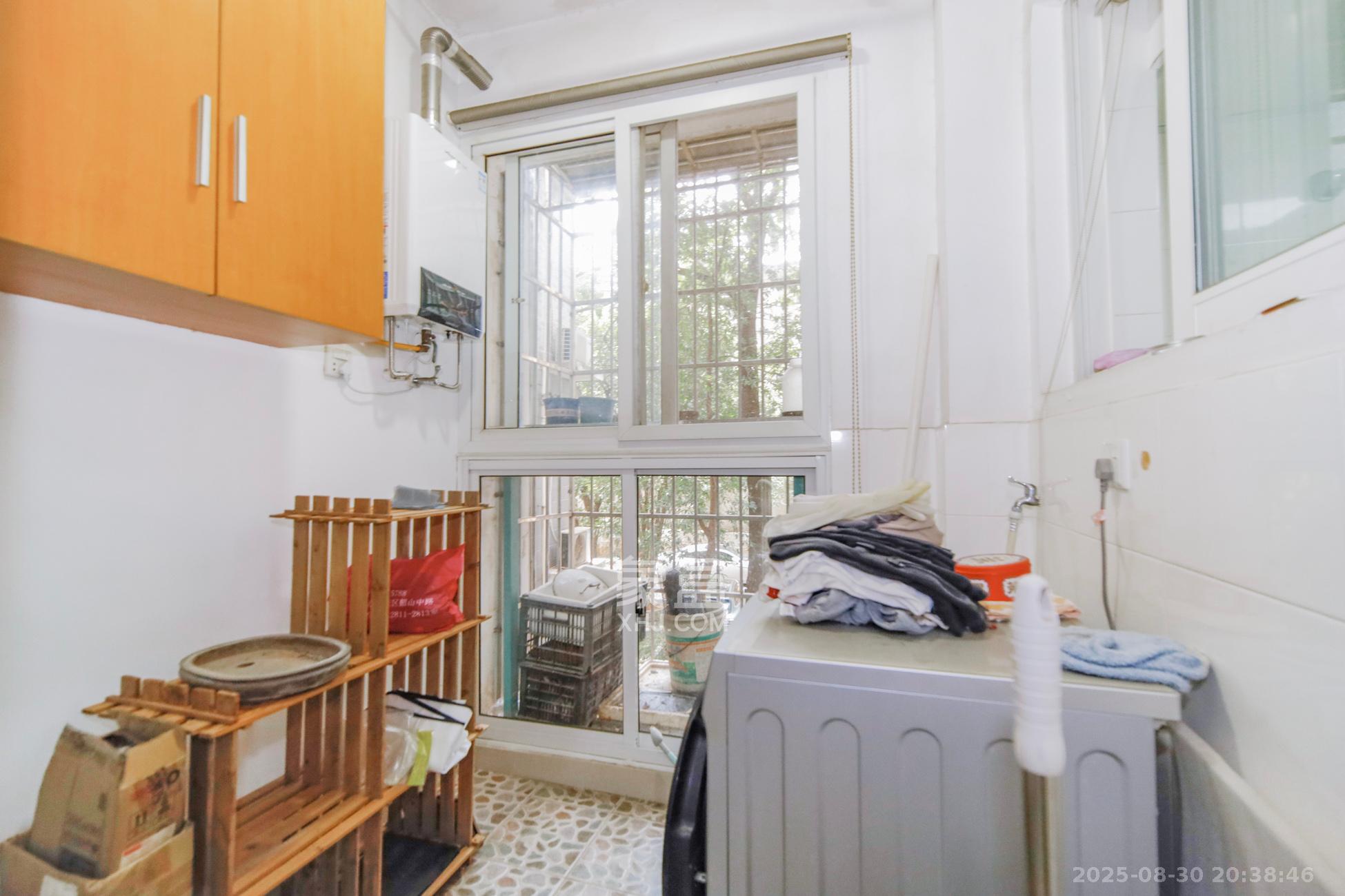 中建桂苑  3室2厅2卫   85.00万阳台