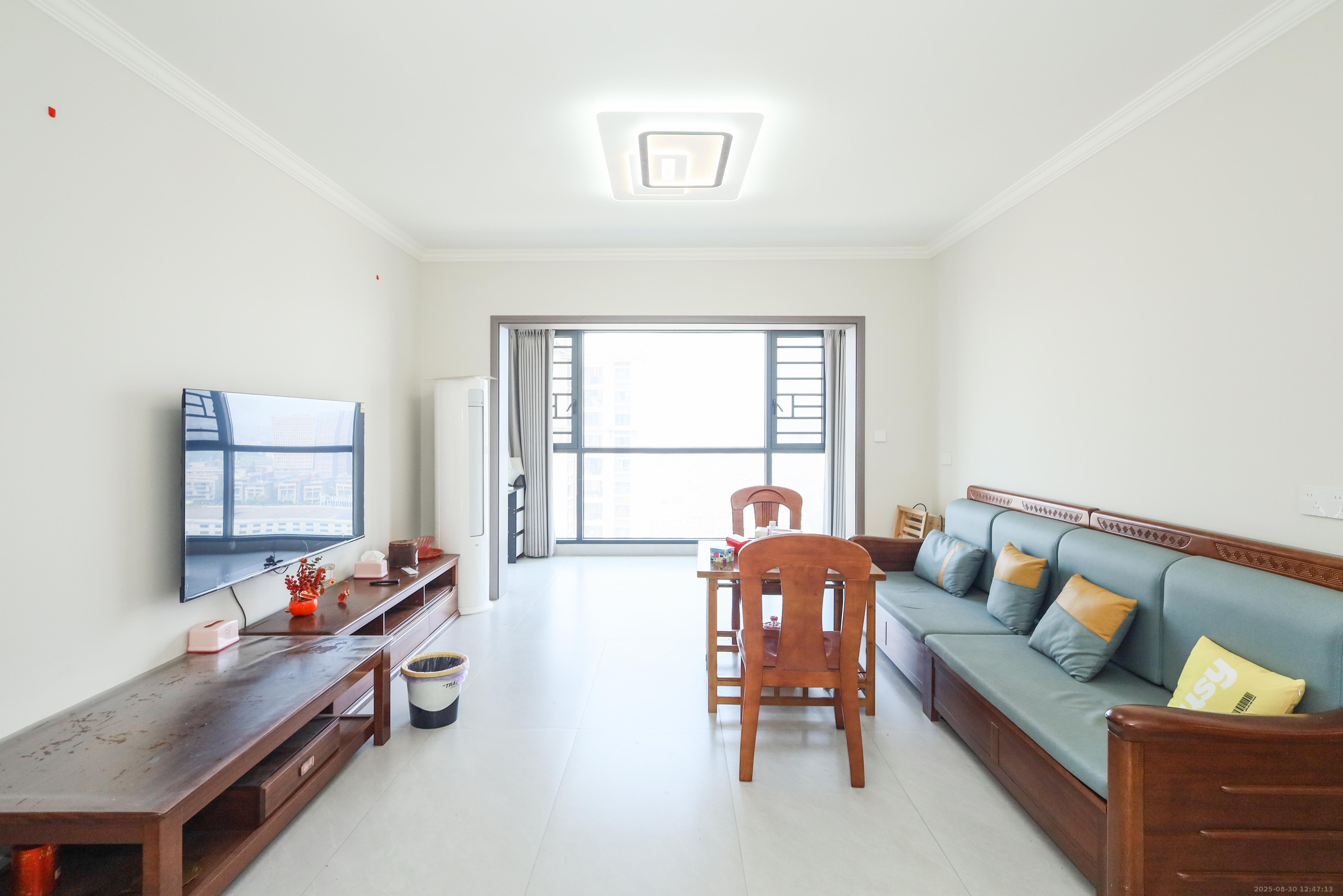 梅溪盛荟  3室2厅2卫    120.0万 梅溪盛荟  3室2厅2卫    120.0万客厅