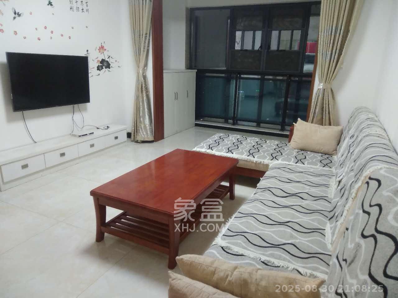 红星紫檀溪苑 3室2厅1卫 2500.0元/月 红星紫檀溪苑 3室2厅1卫 2500.0元/月室内图