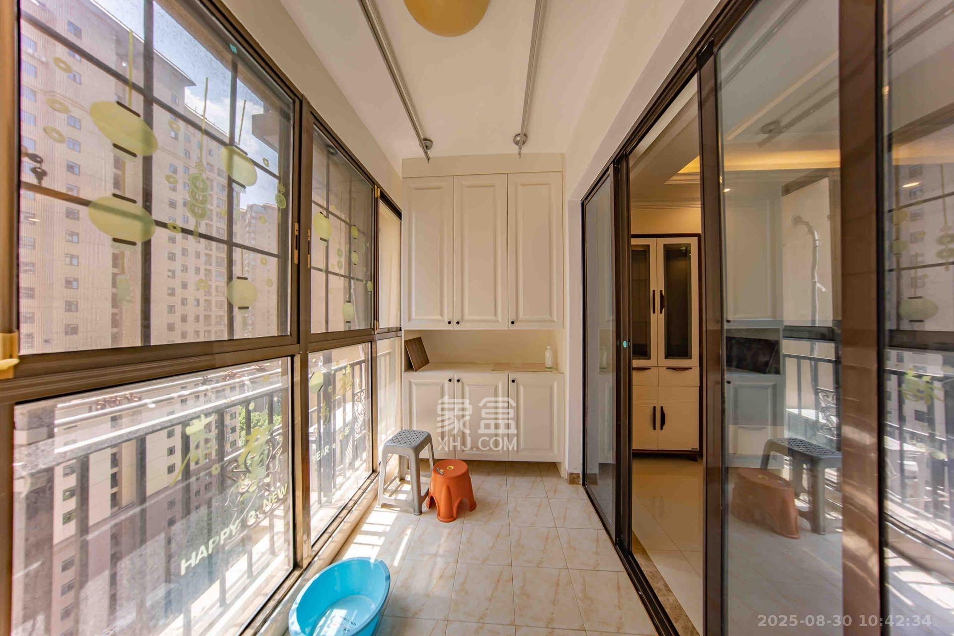 江山帝景哈佛  4室2厅2卫    2800.0元/月 江山帝景哈佛  4室2厅2卫    2800.0元/月室内图