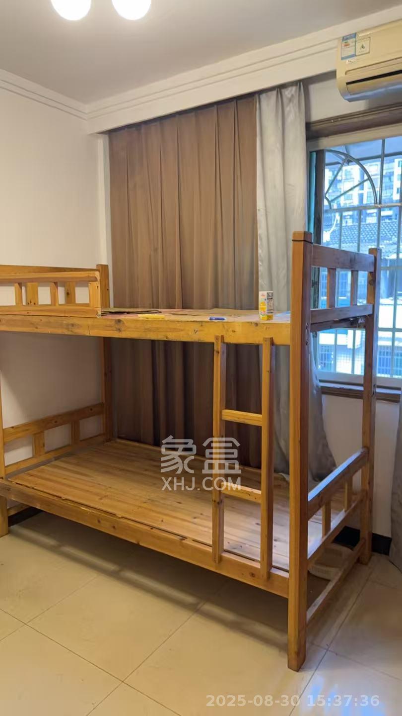 五一新村安置小区(永定社区、永兴社区、永祥社区)  5室2厅2卫    2700.0元/月 五一新村安置小区(永定社区、永兴社区、永祥社区)  5室2厅2卫    2700.0元/月室内图