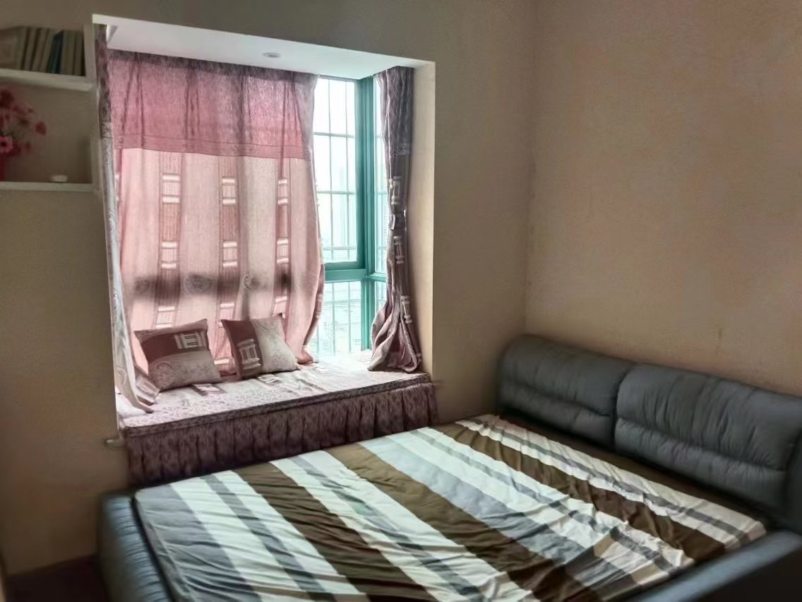 雅香苑 3室2厅2卫 2400.0元/月 雅香苑 3室2厅2卫 2400.0元/月室内图