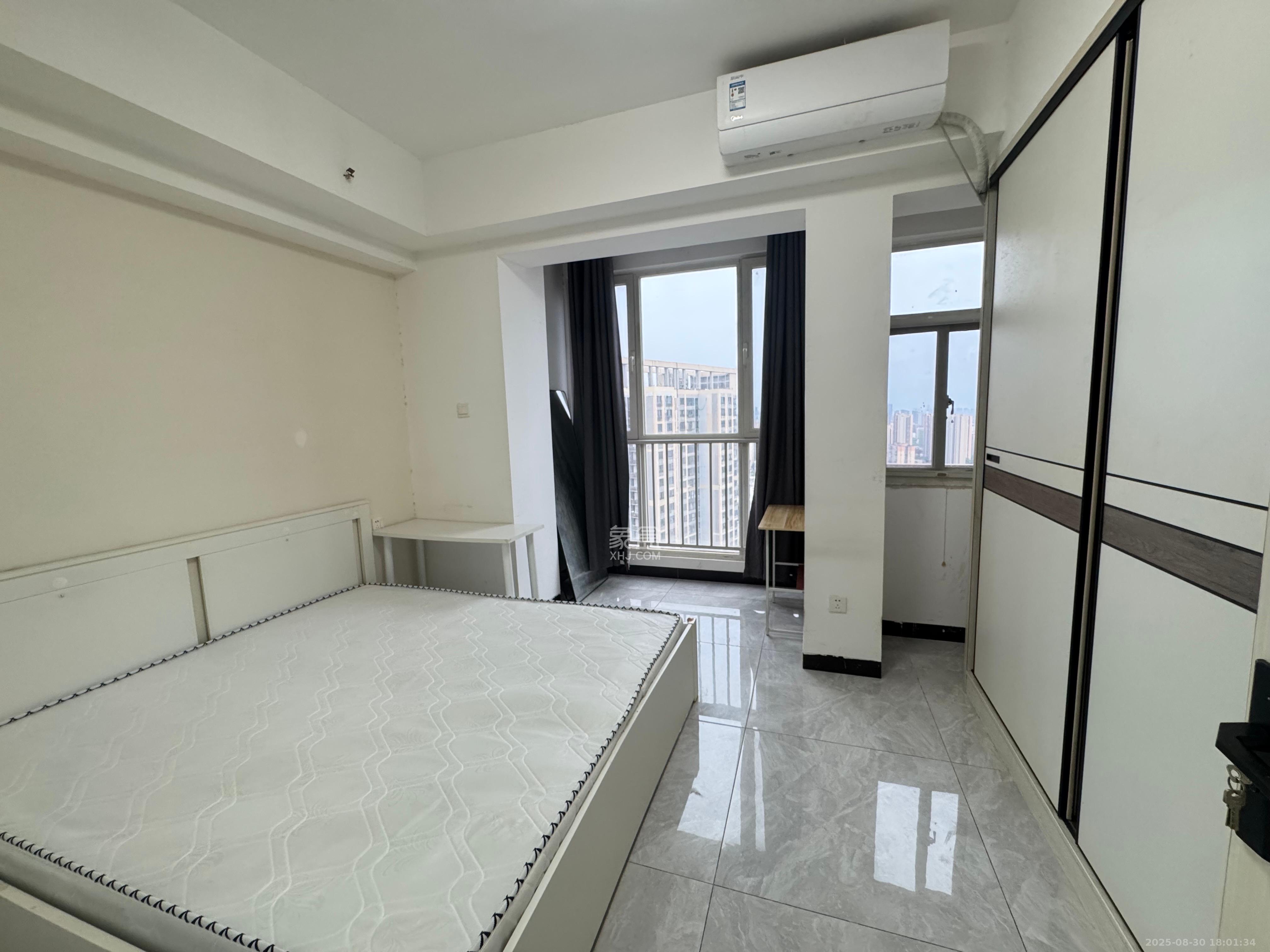 北辰三角洲E4区 1室1厅1卫 2000.0元/月 北辰三角洲E4区 1室1厅1卫 2000.0元/月室内图