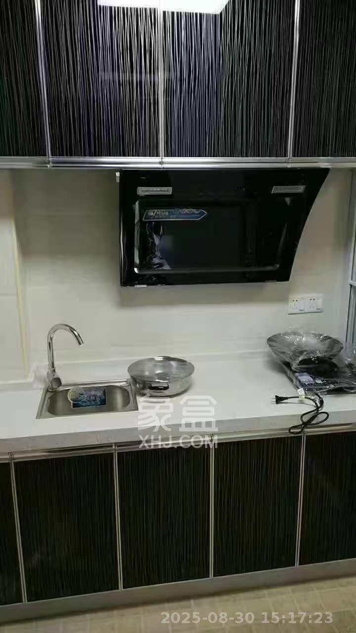 中海国际二期  1室1厅1卫    1100.0元/月室内图