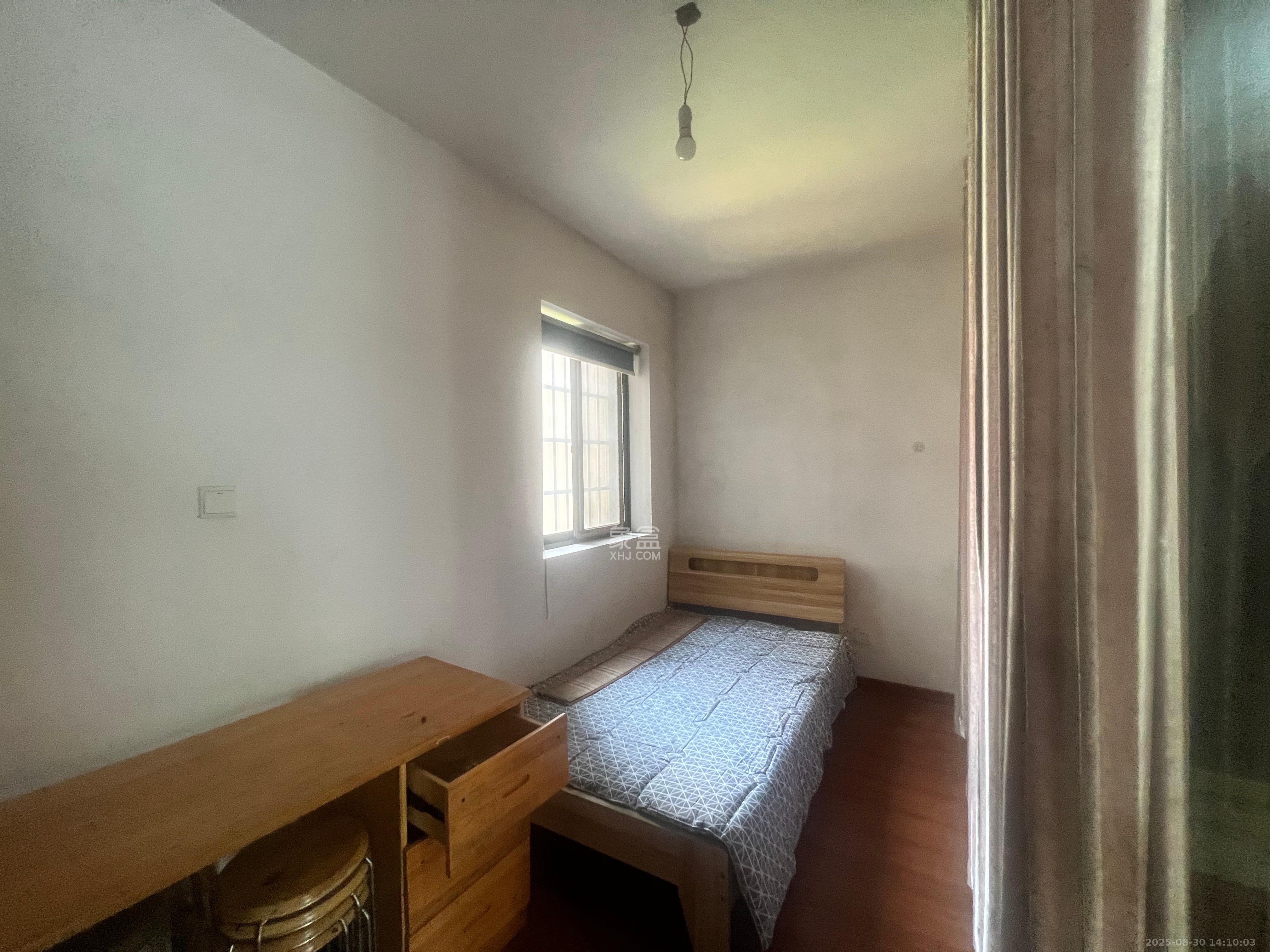 优山美地  3室2厅2卫    2200.0元/月室内图