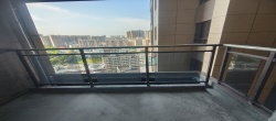 融冠乐城  5室2厅2卫   86.00万