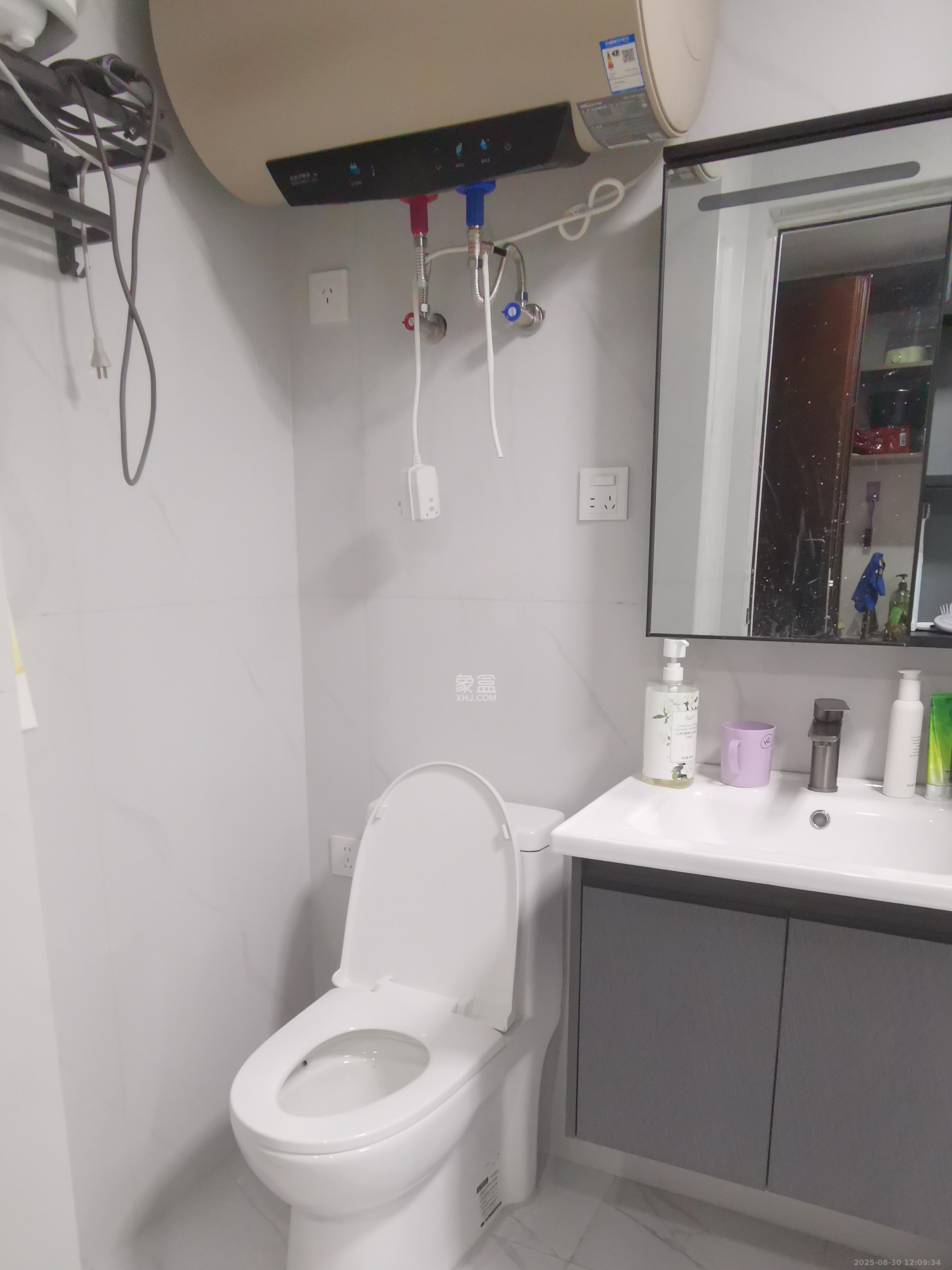 中海珑悦府  1室0厅0卫    1400.0元/月 中海珑悦府  1室0厅0卫    1400.0元/月室内图