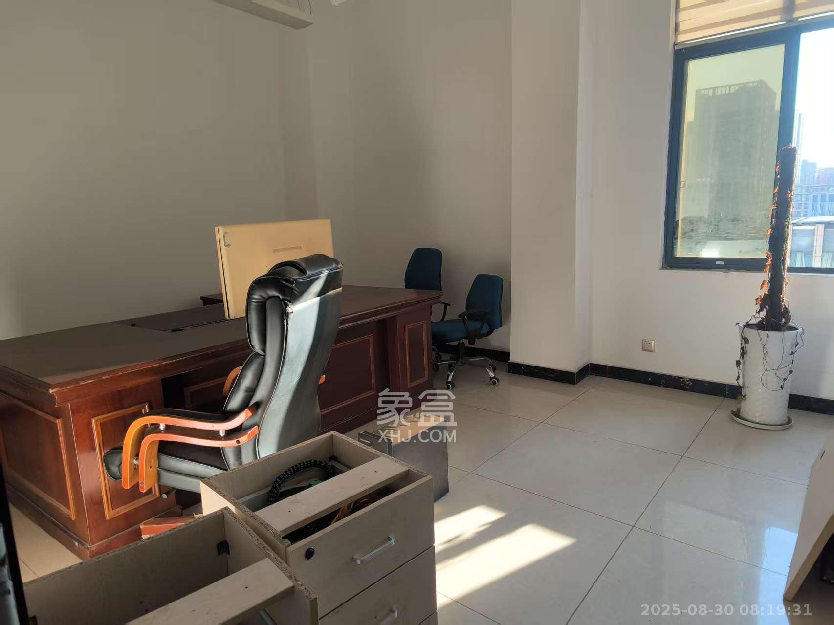 长沙总部基地   227.0㎡      6000.0元/月室内图