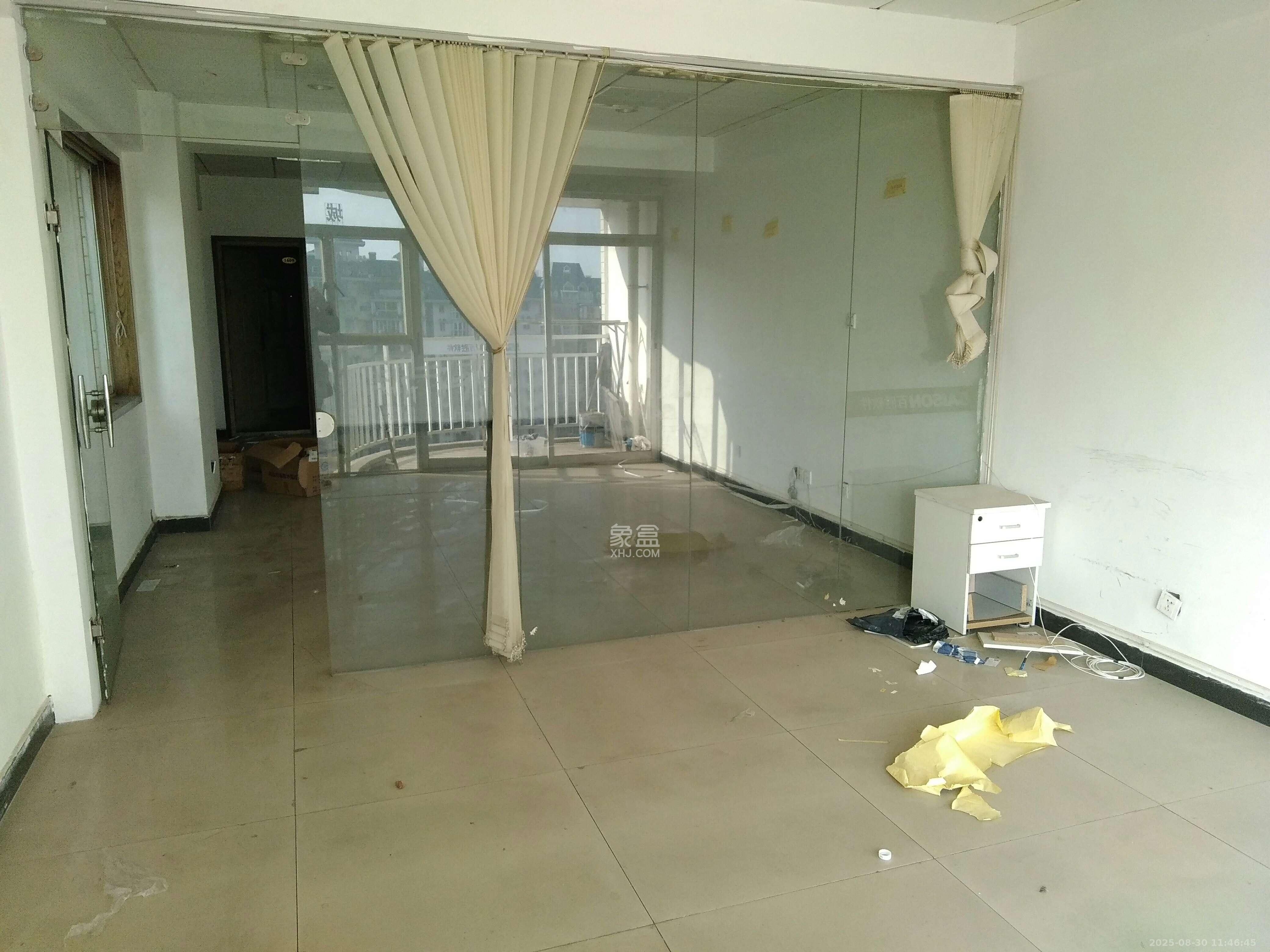 朝阳银座  1室1厅1卫    1800.0元/月室内图