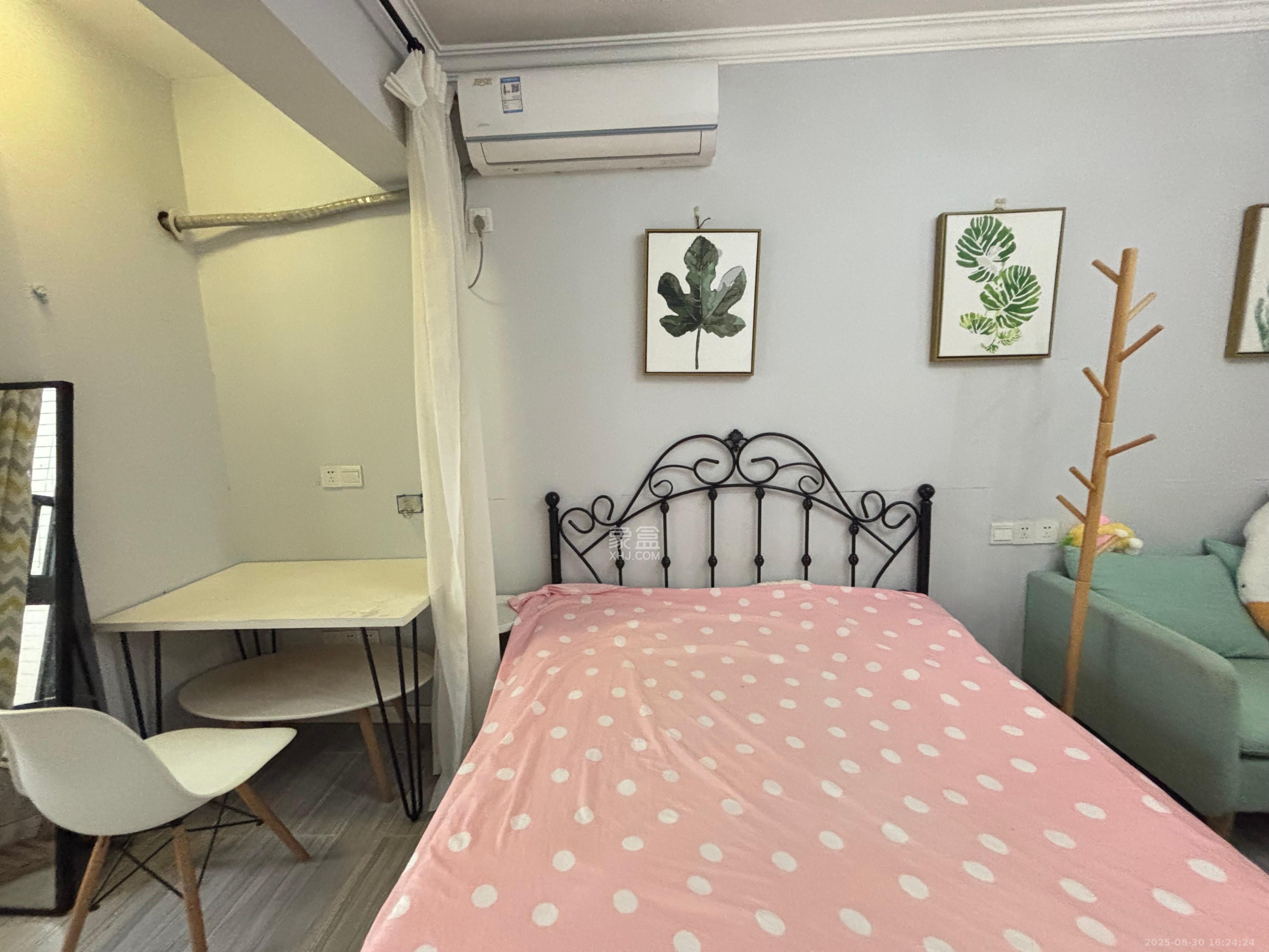 中建芙蓉嘉苑  1室1厅1卫    1250.0元/月 中建芙蓉嘉苑  1室1厅1卫    1250.0元/月室内图