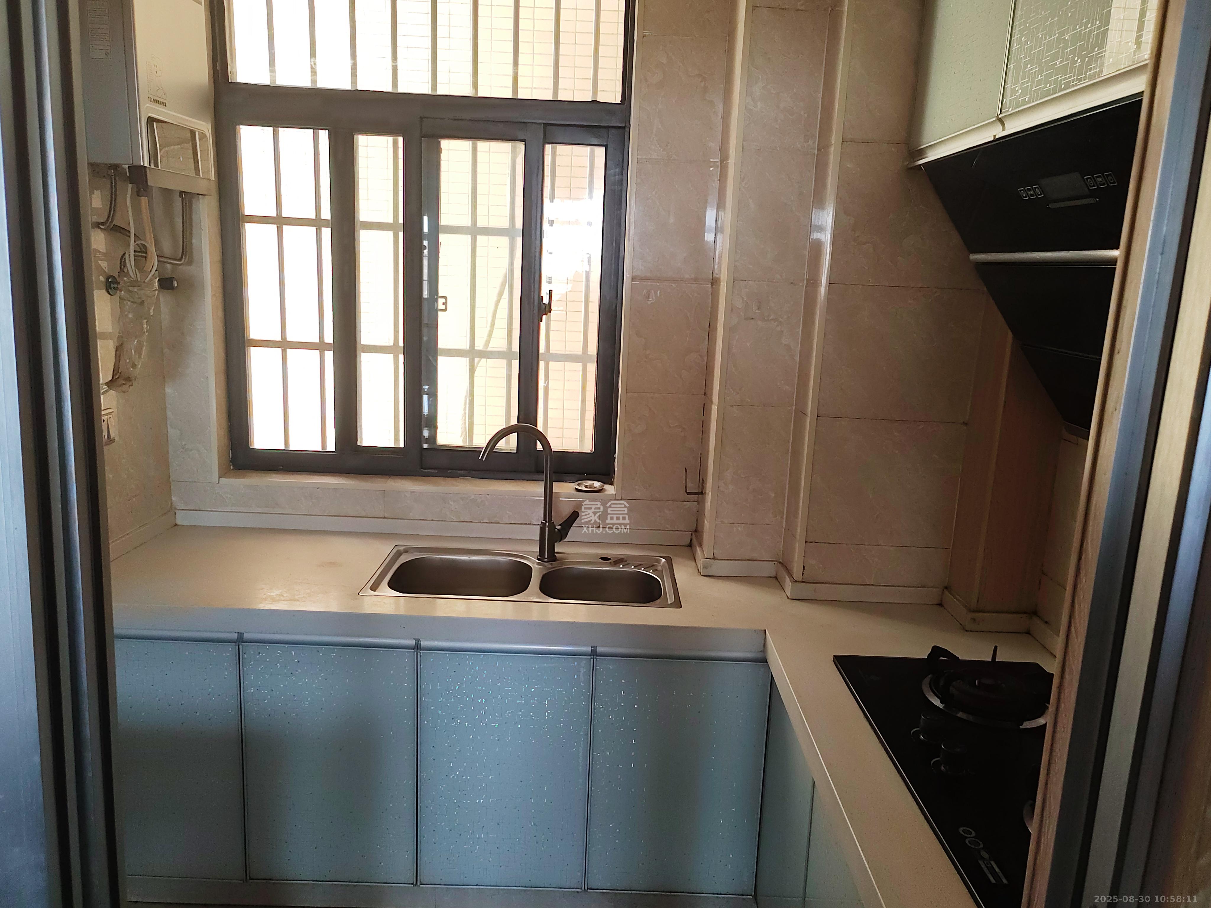 景塘家园  1室0厅0卫    2000.0元/月室内图