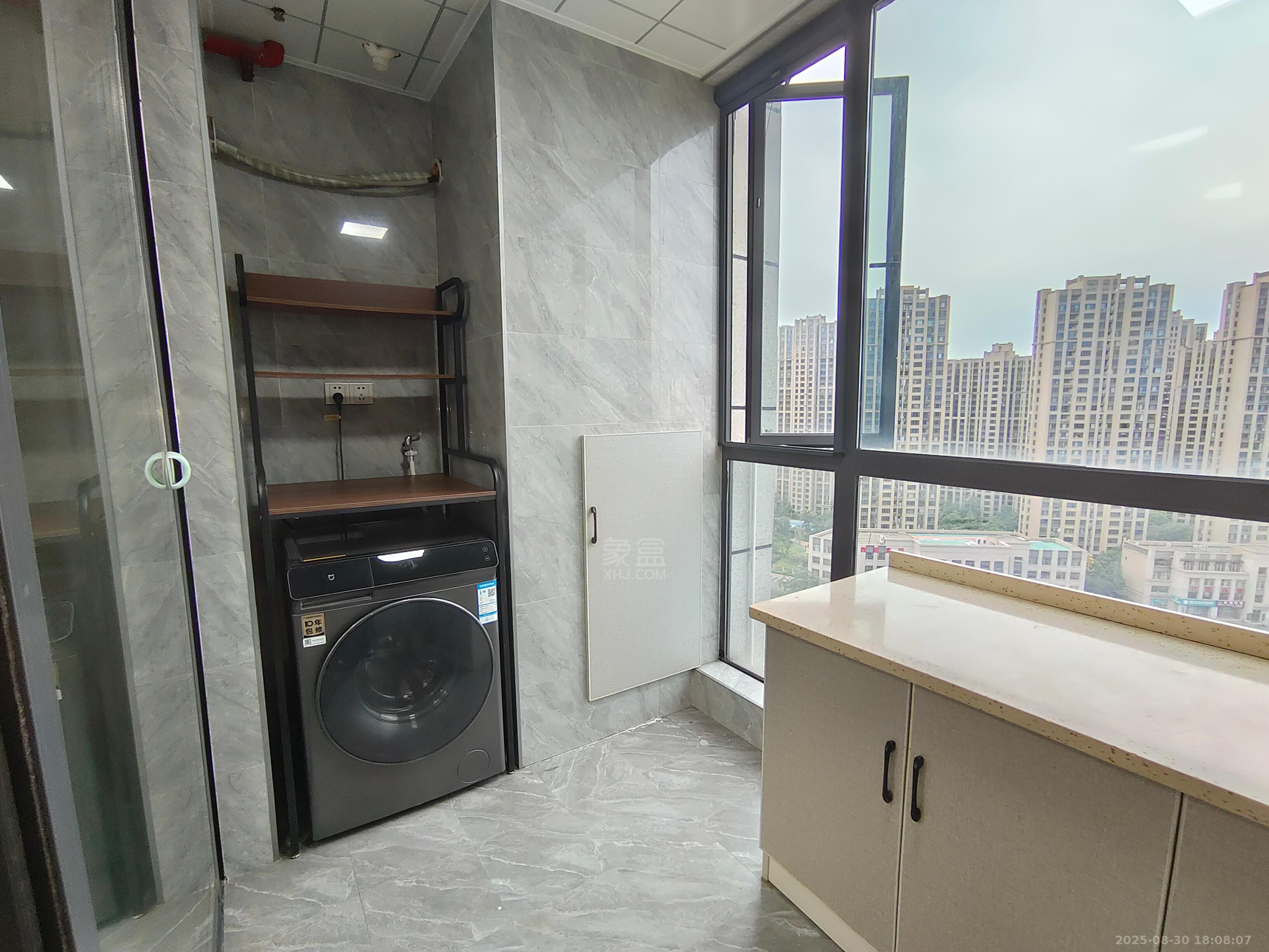 中泰财富湘江 1室1厅1卫 1400.0元/月 中泰财富湘江 1室1厅1卫 1400.0元/月室内图