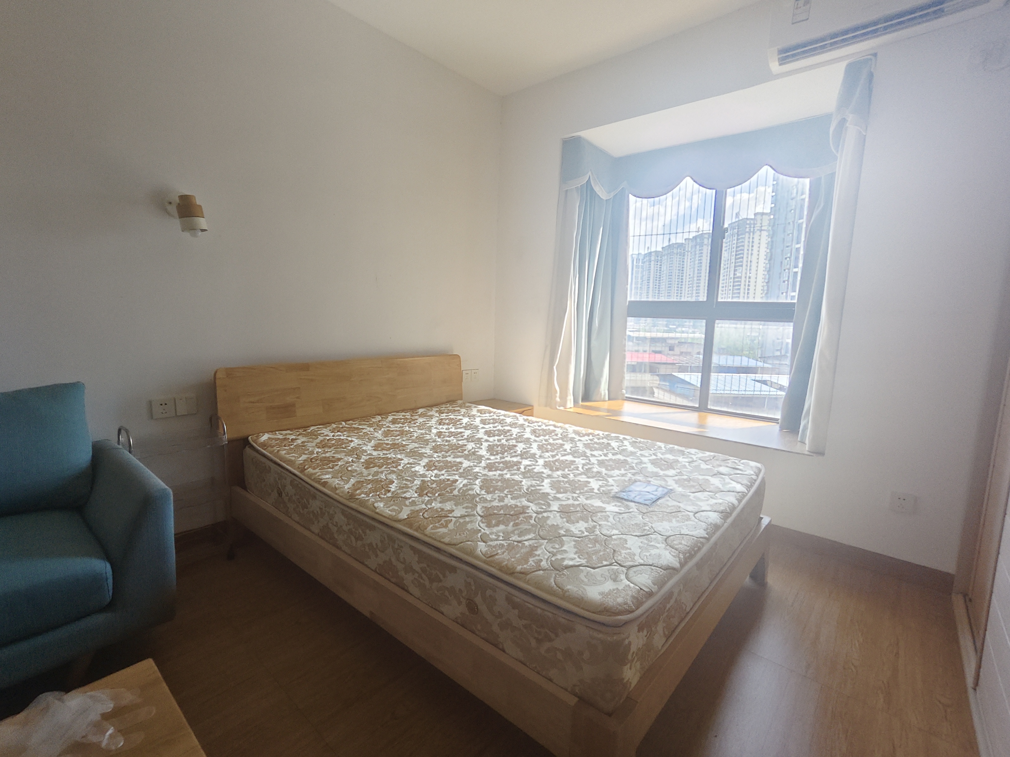 尚邦彩霞满天 1室1厅1卫 1100.00元/月 尚邦彩霞满天 1室1厅1卫 1100.00元/月户型图