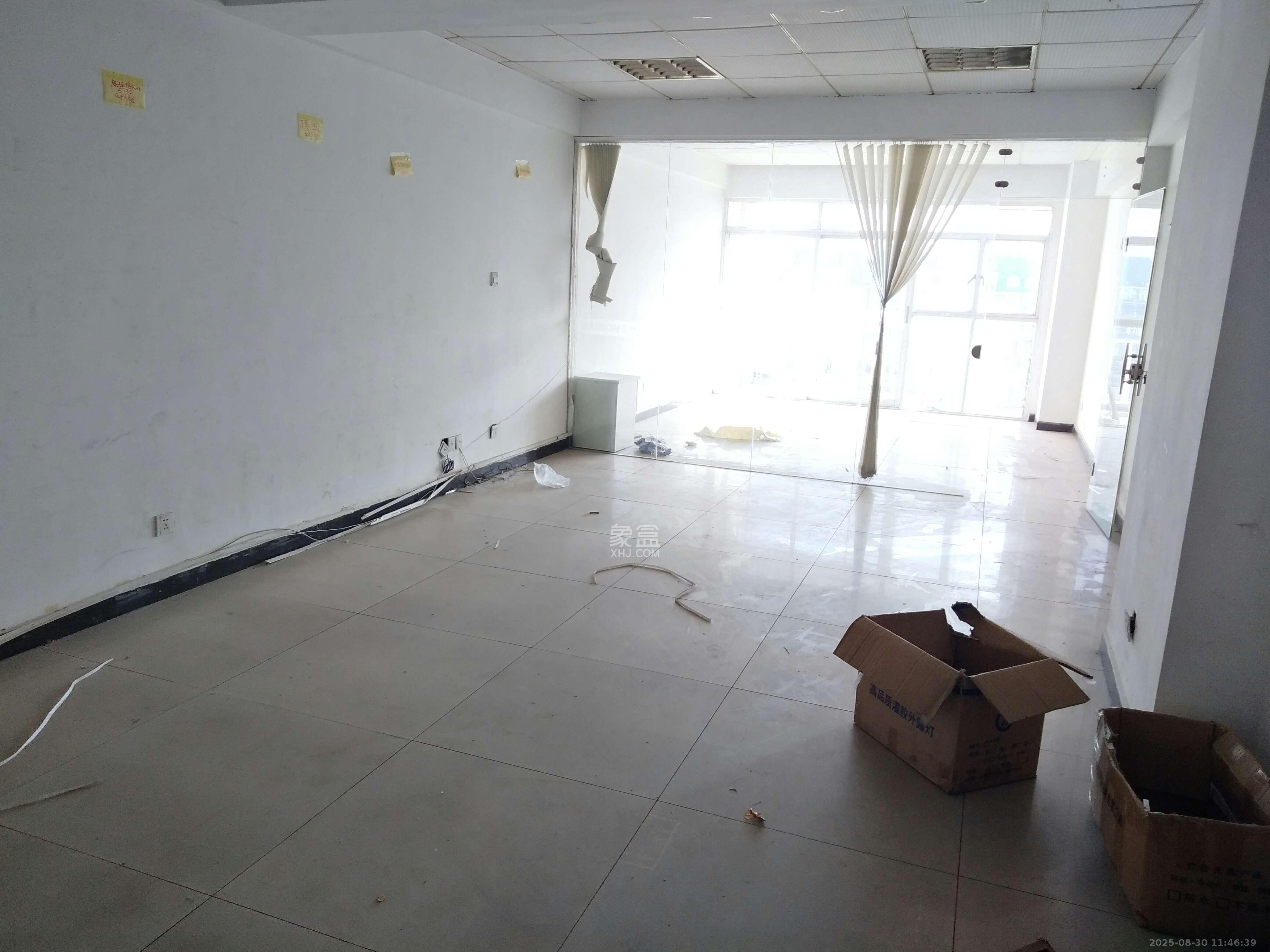 朝阳银座 1室1厅1卫 1800.0元/月 朝阳银座 1室1厅1卫 1800.0元/月室内图