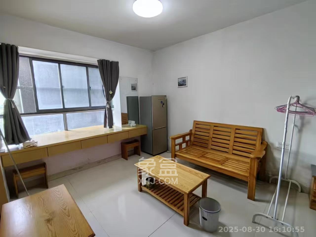景泰雅苑（景江融城）  1室1厅1卫   2000.00元/月室内图