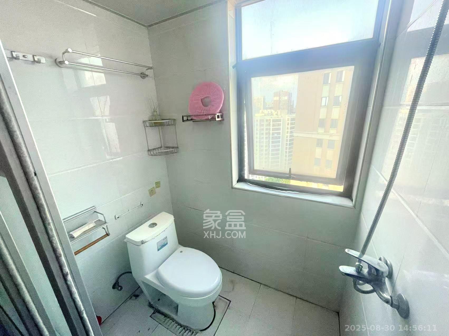 标志浪漫满屋（枫景公寓）  2室2厅1卫   2100.00元/月室内图
