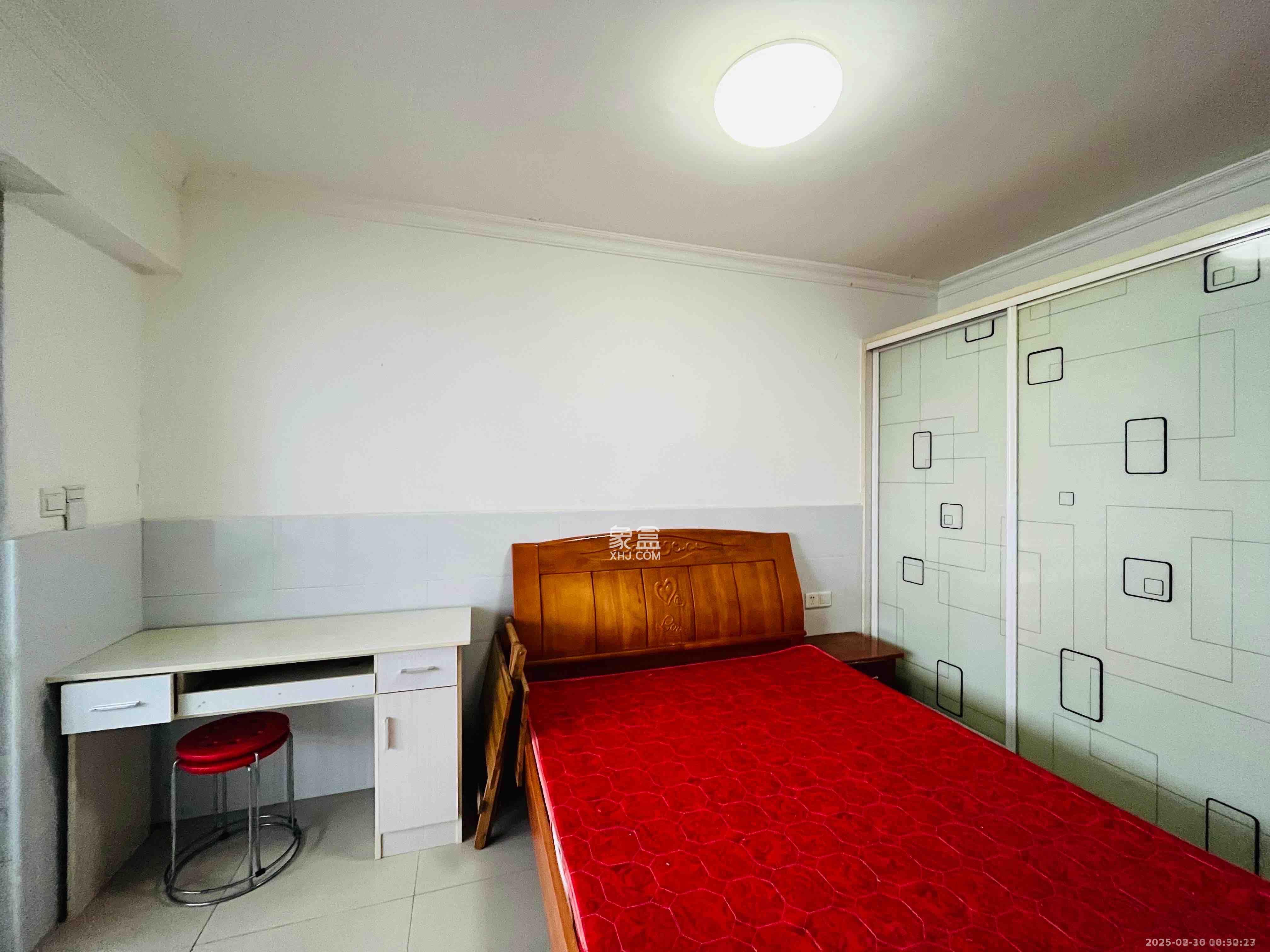 润泽园  1室1厅1卫    1600.0元/月 润泽园  1室1厅1卫    1600.0元/月室内图