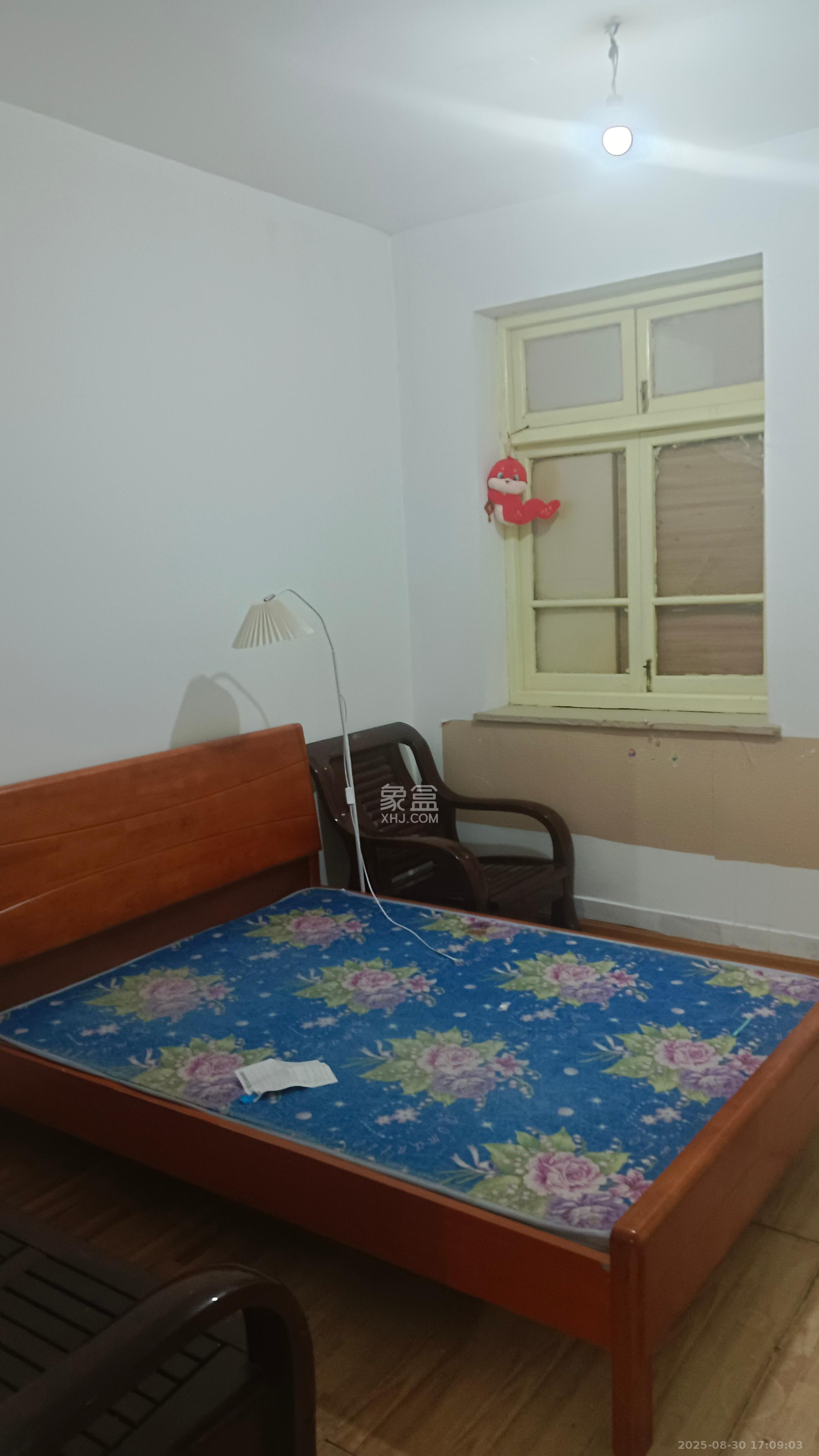 妹子山社区(曙光社区)  2室1厅1卫    1300.0元/月 妹子山社区(曙光社区)  2室1厅1卫    1300.0元/月室内图