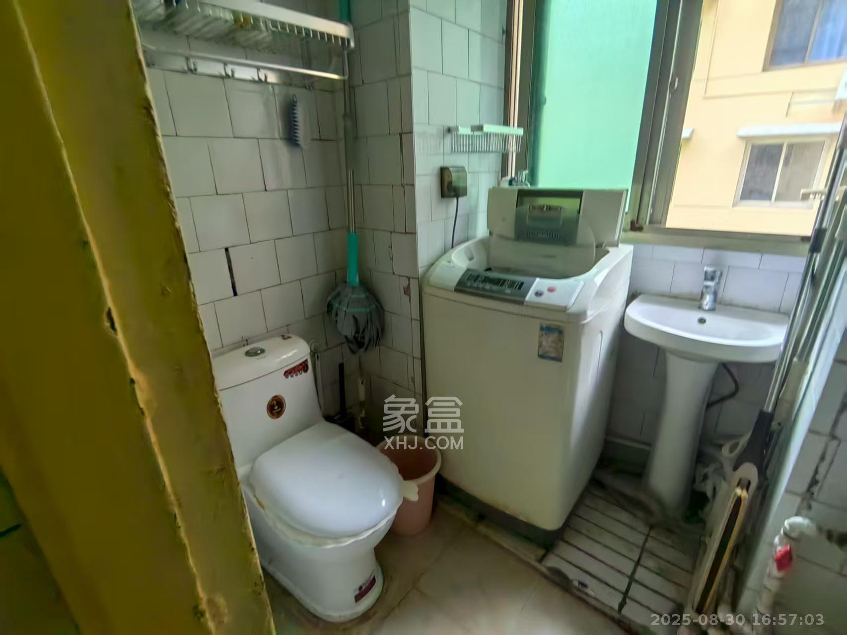 东塘化工研究所宿舍  1室1厅1卫   1700.00元/月室内图