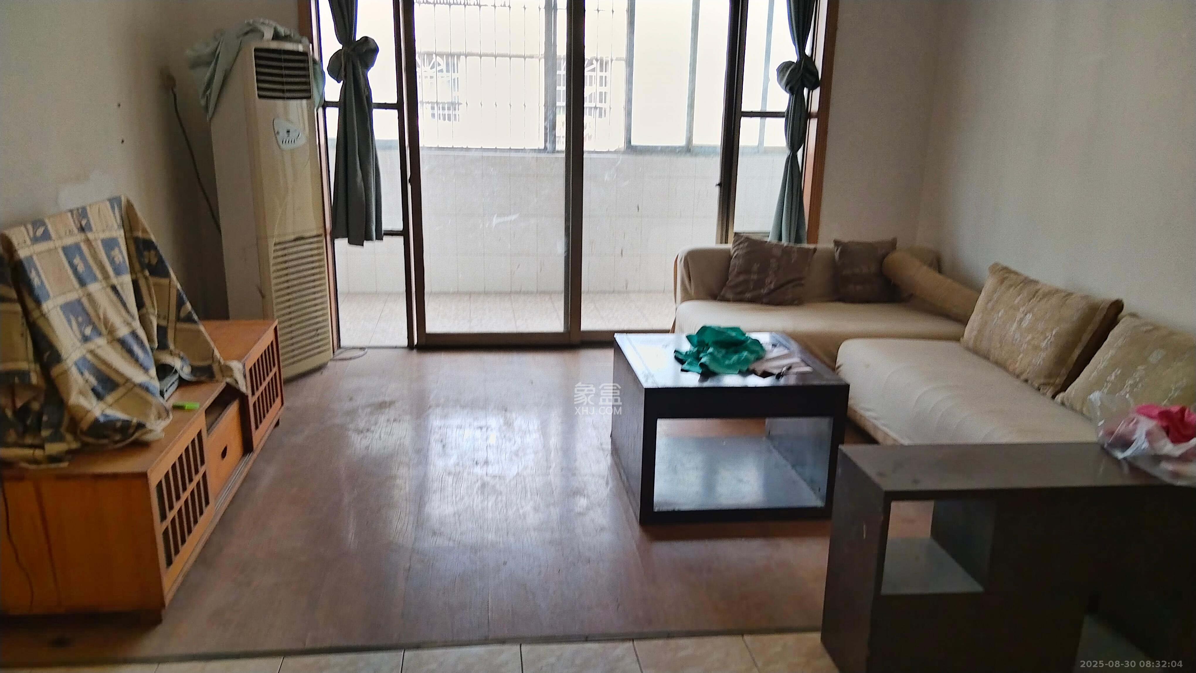 桔洲新苑(观沙岭)  2室1厅1卫    1600.0元/月 桔洲新苑(观沙岭)  2室1厅1卫    1600.0元/月