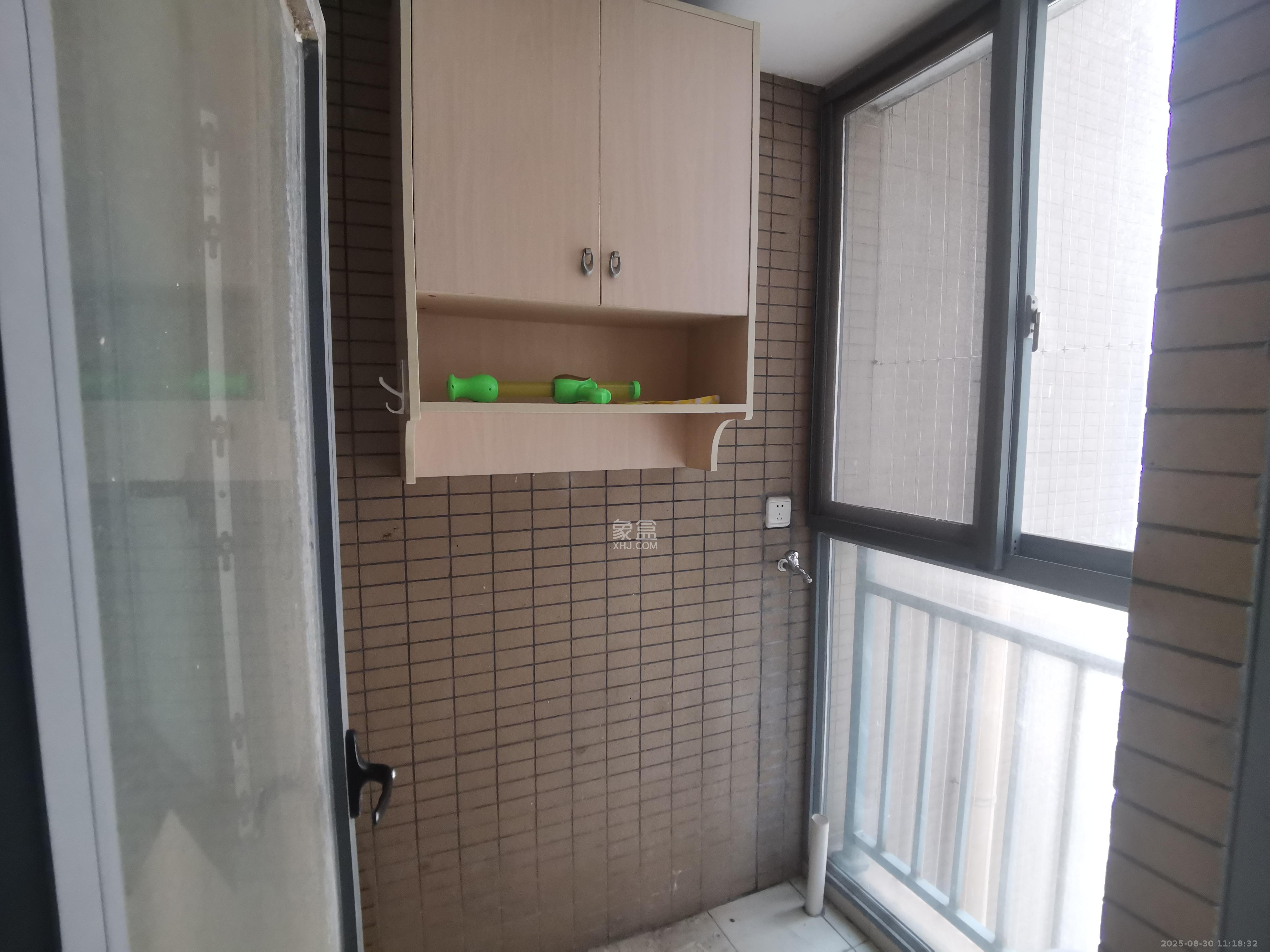 万博汇  3室2厅2卫   4000.00元/月室内图