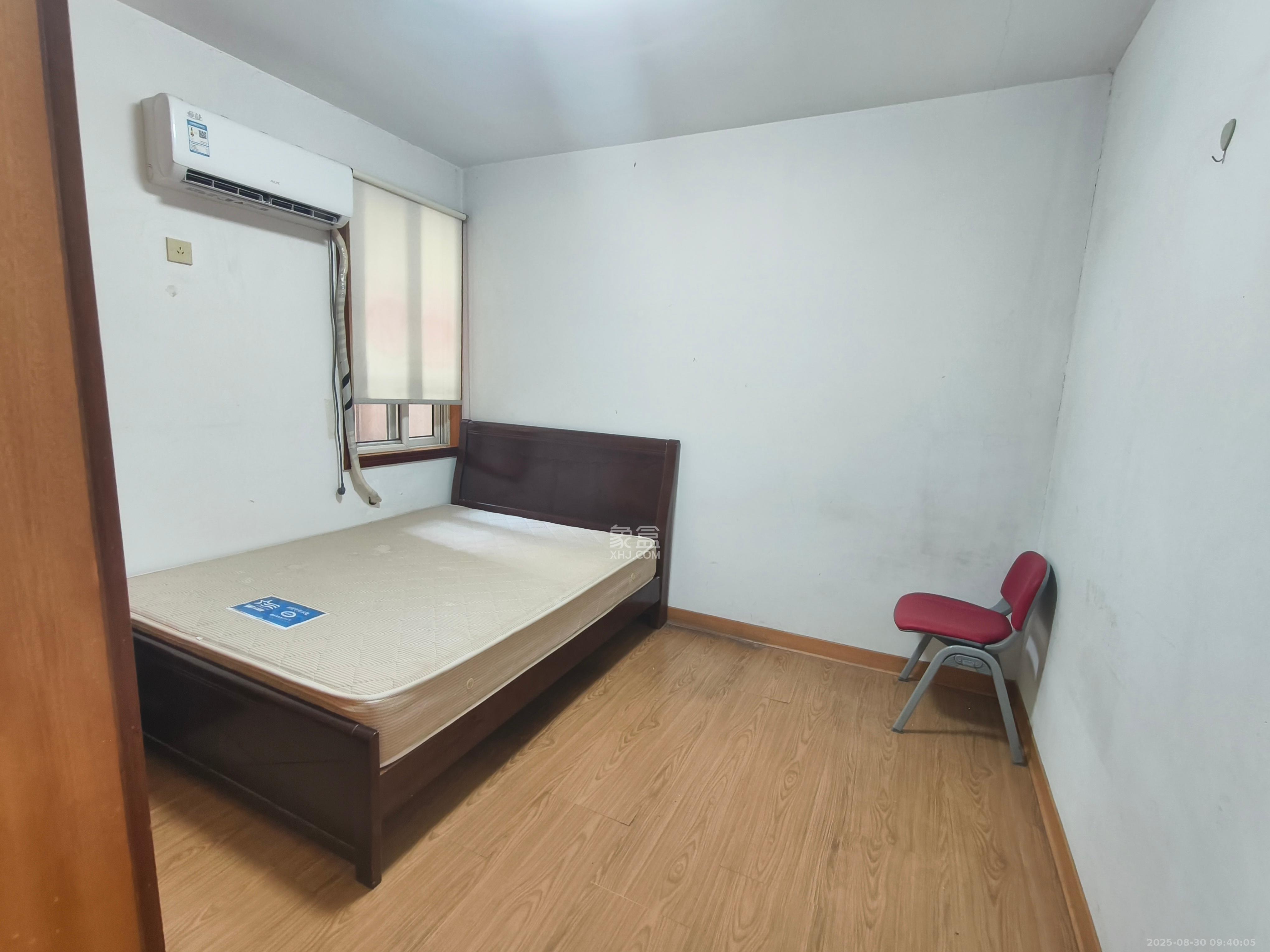 富绿新村  3室2厅1卫   1700.00元/月室内图