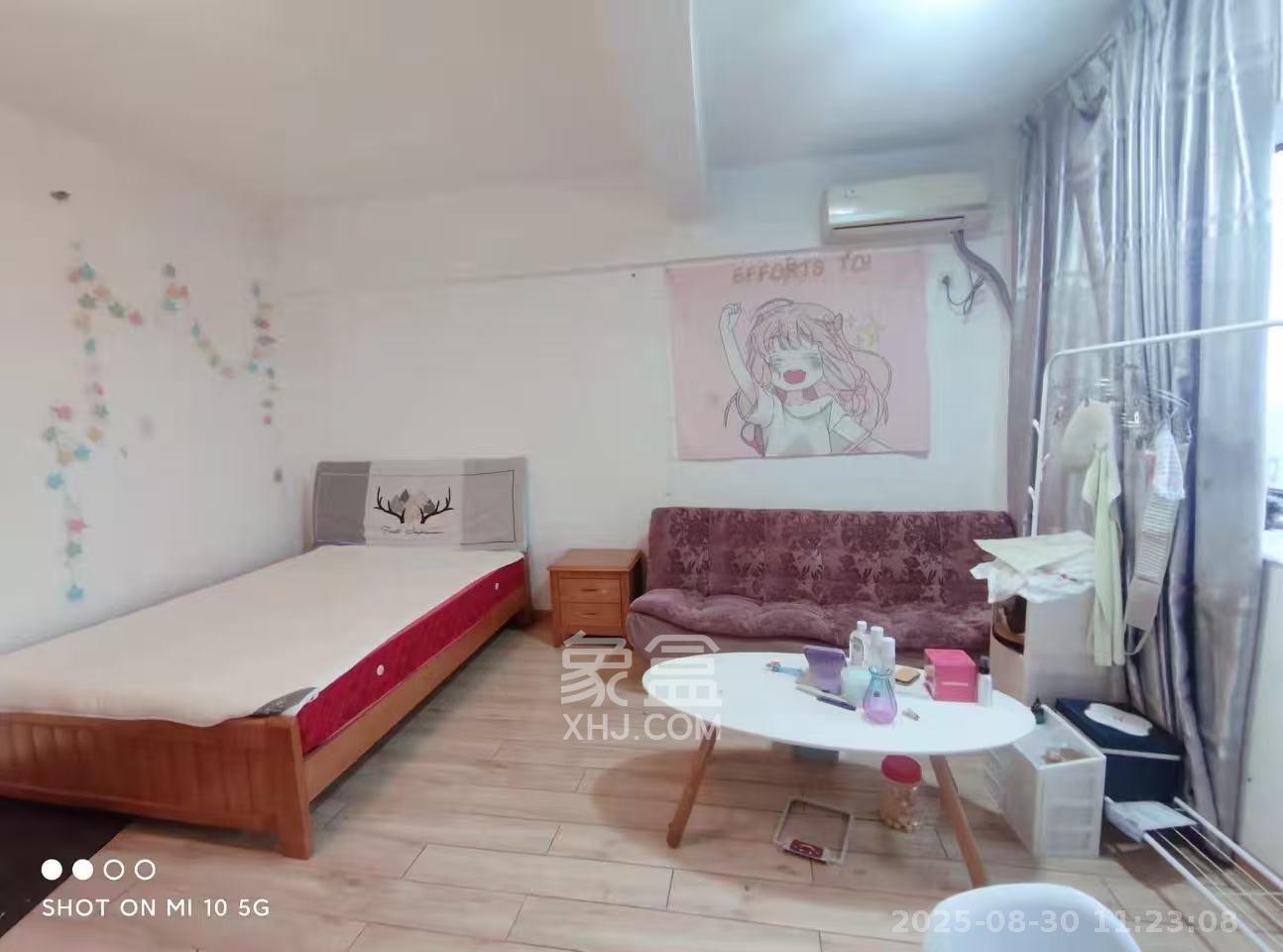 观园国际公寓  1室1厅1卫    1500.0元/月室内图