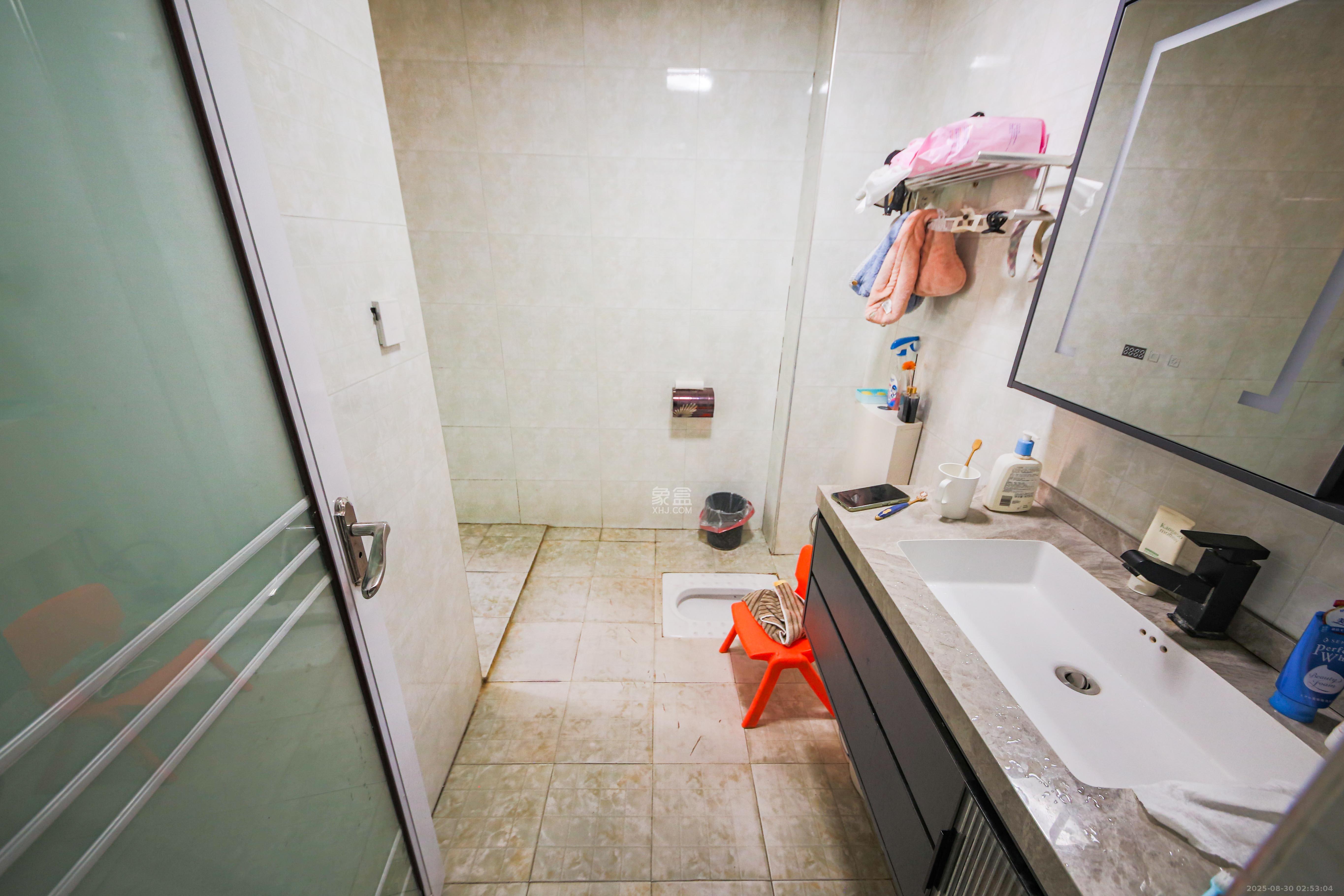 康斯丹郡（融程领秀佳园）  3室2厅1卫    69.0万卫生间