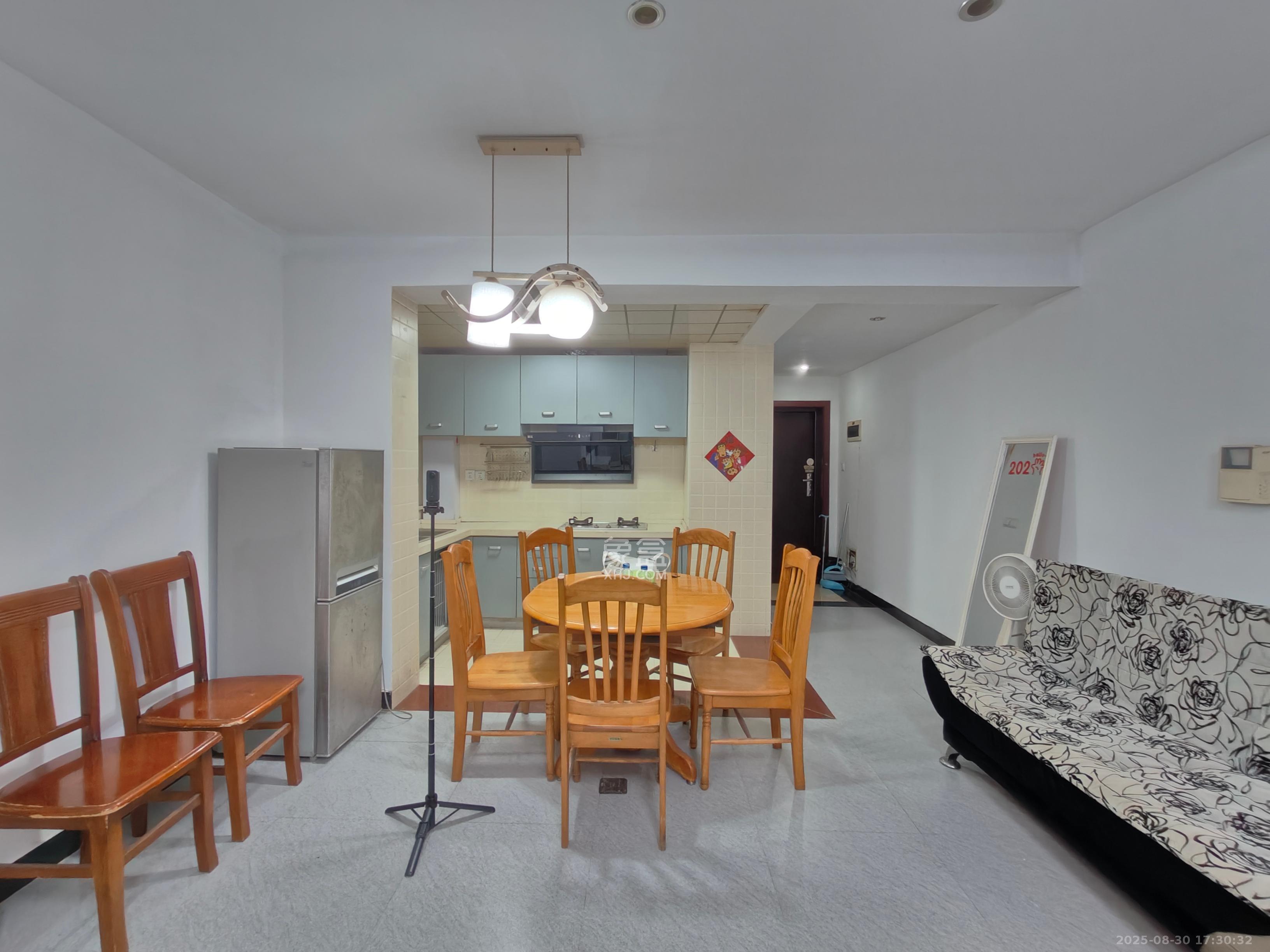 兰亭优壳(隽峰苑) 3室2厅2卫 2100.0元/月 兰亭优壳(隽峰苑) 3室2厅2卫 2100.0元/月室内图