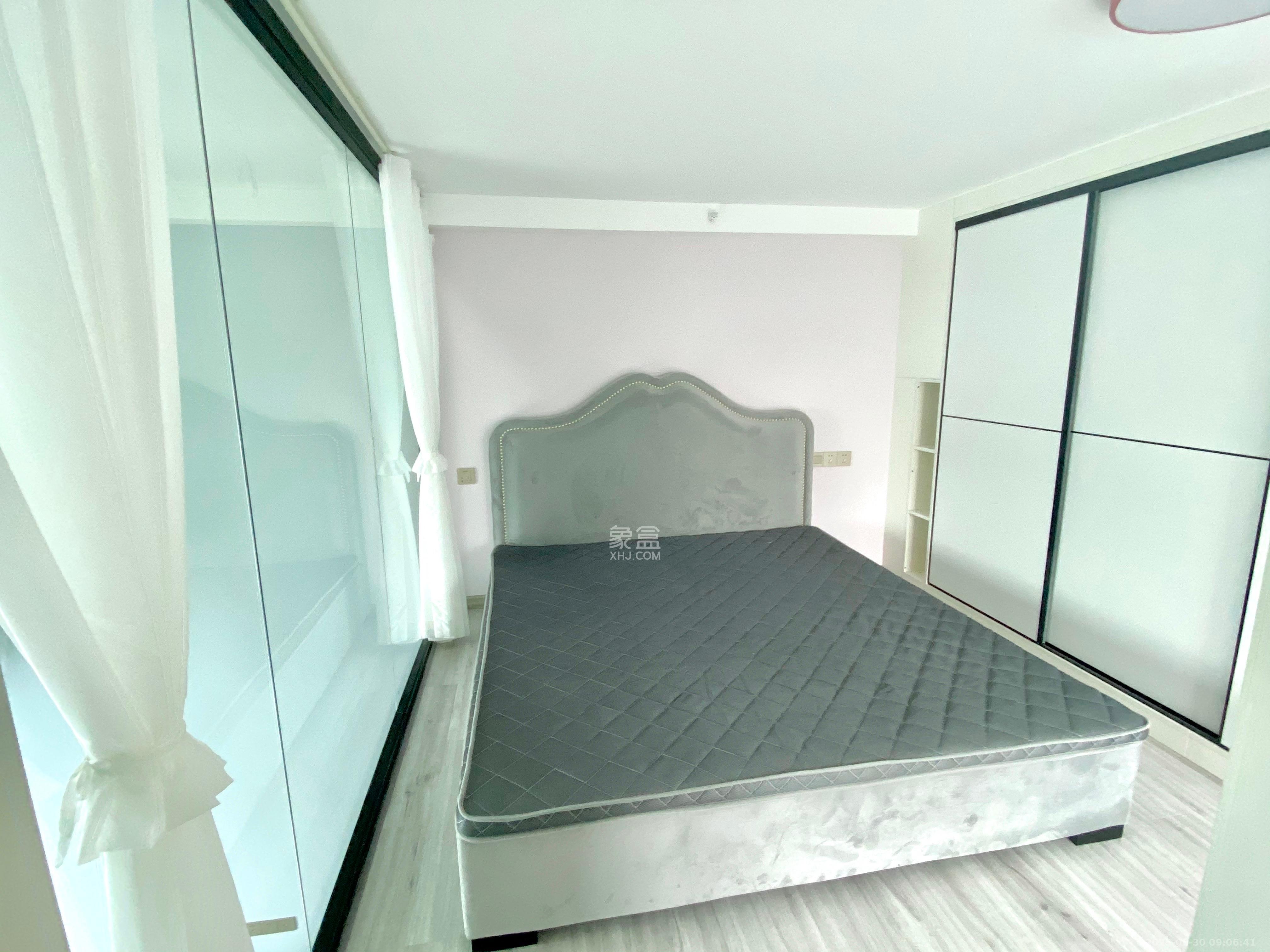 东盈商业广场(华泉城市广场)  1室0厅0卫    3300.0元/月 东盈商业广场(华泉城市广场)  1室0厅0卫    3300.0元/月室内图