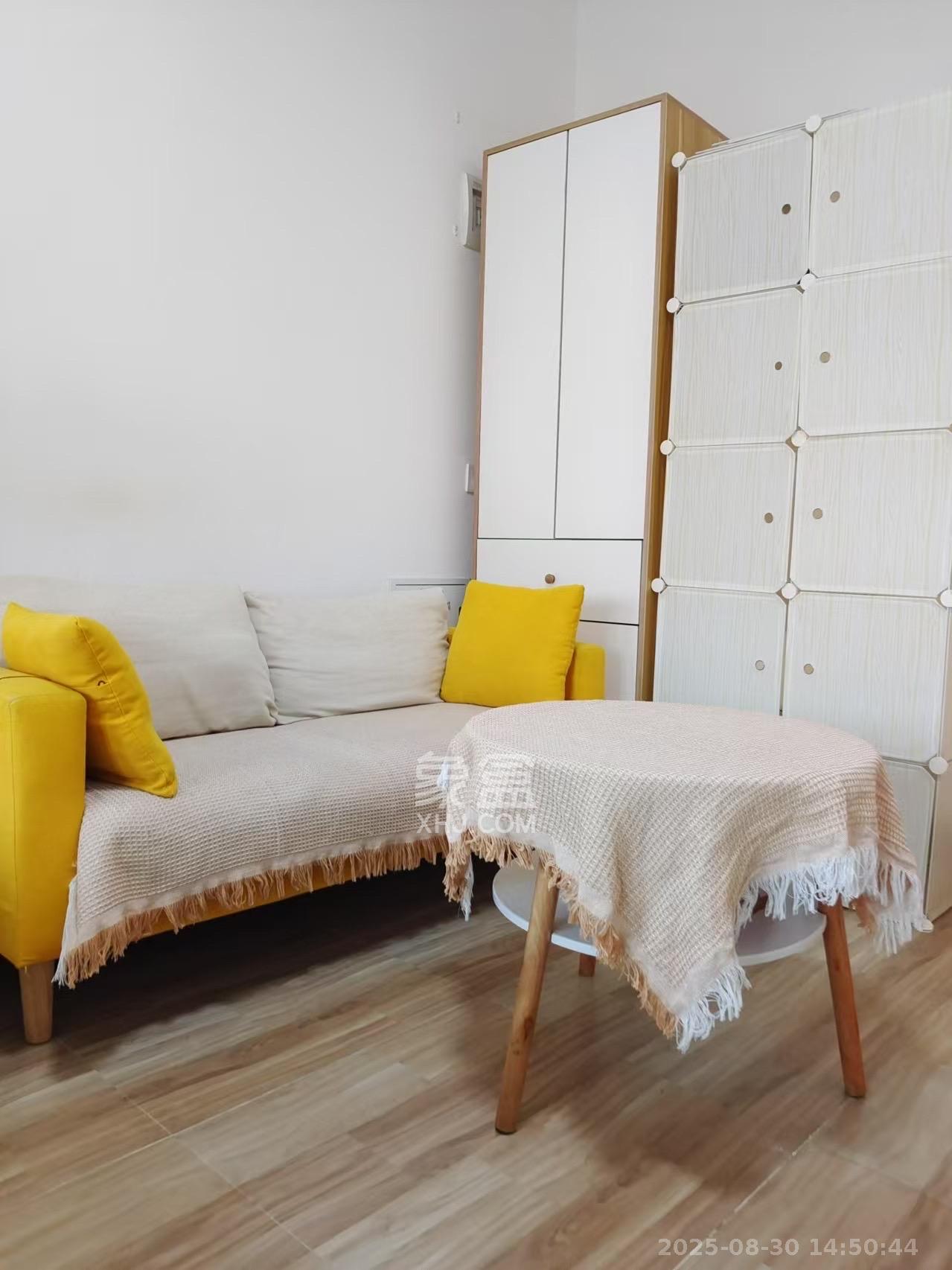 欧亚达国际广场  1室1厅1卫    1300.0元/月室内图