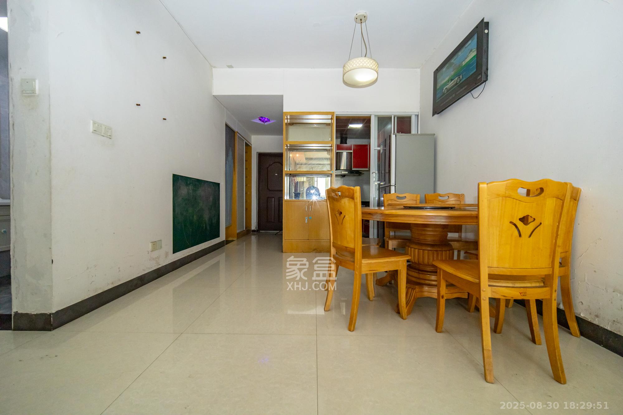 楚天中苑 3室2厅2卫 55.0万 楚天中苑 3室2厅2卫 55.0万其他