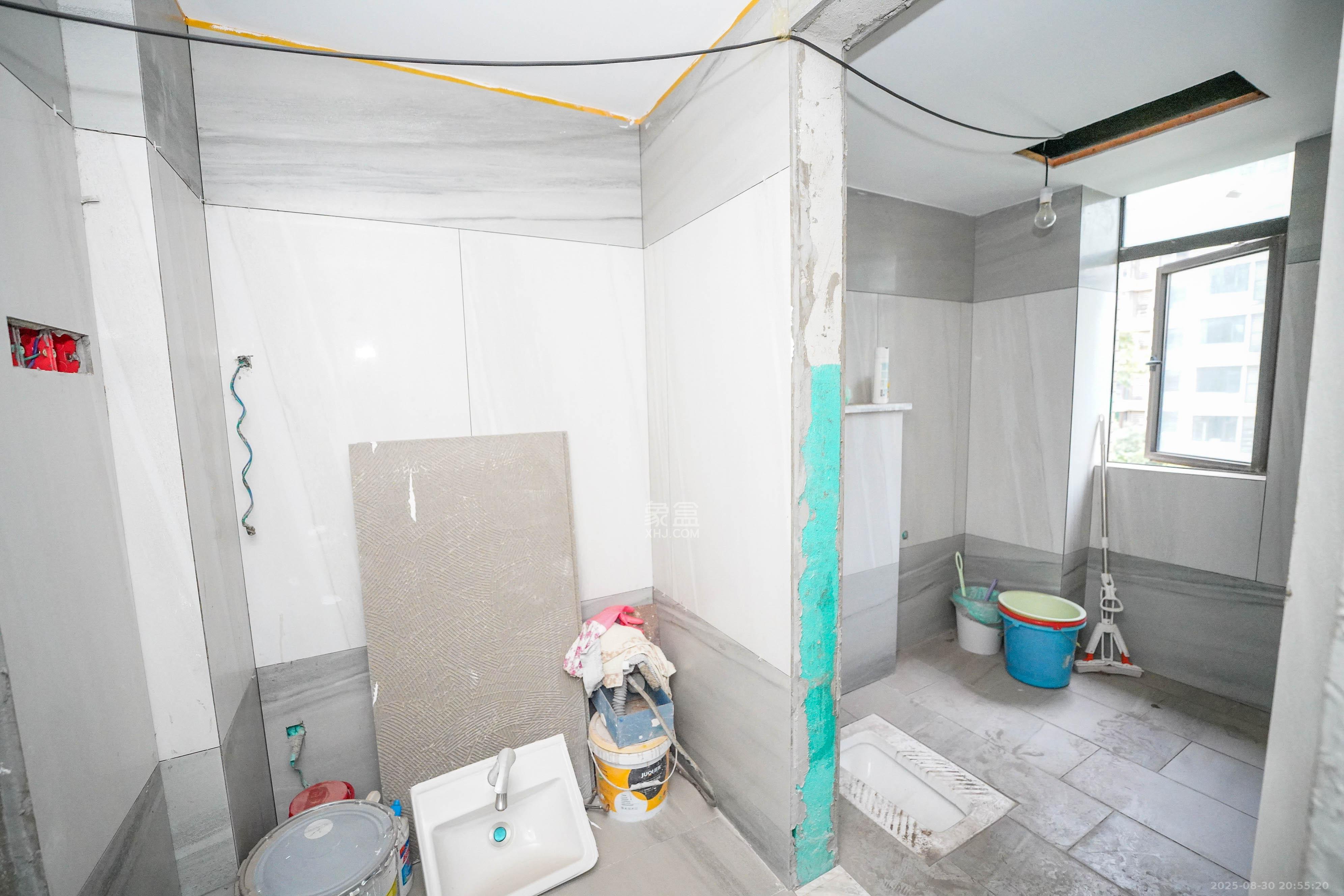 福天藏郡院子  3室2厅2卫    132.0万 福天藏郡院子  3室2厅2卫    132.0万卫生间