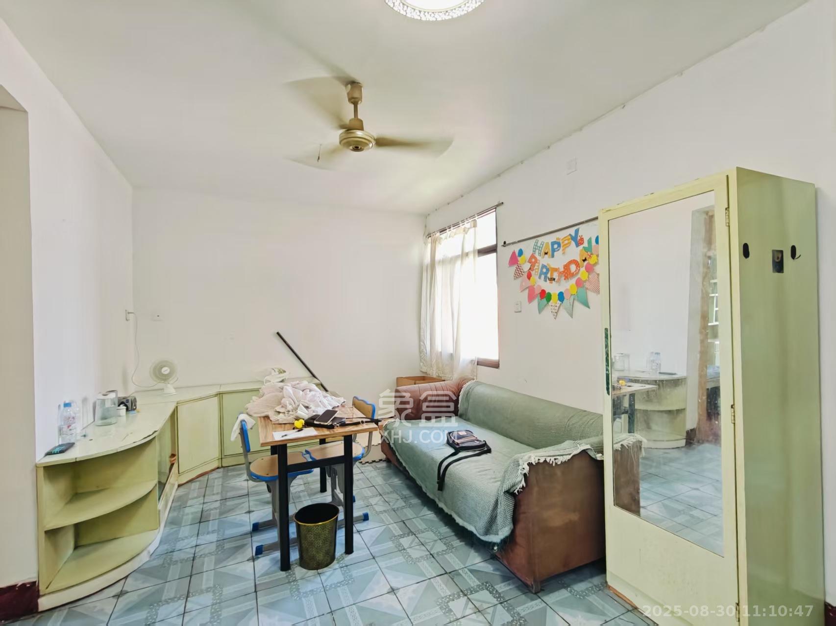 人民新村  2室1厅1卫    1100.0元/月 人民新村  2室1厅1卫    1100.0元/月室内图