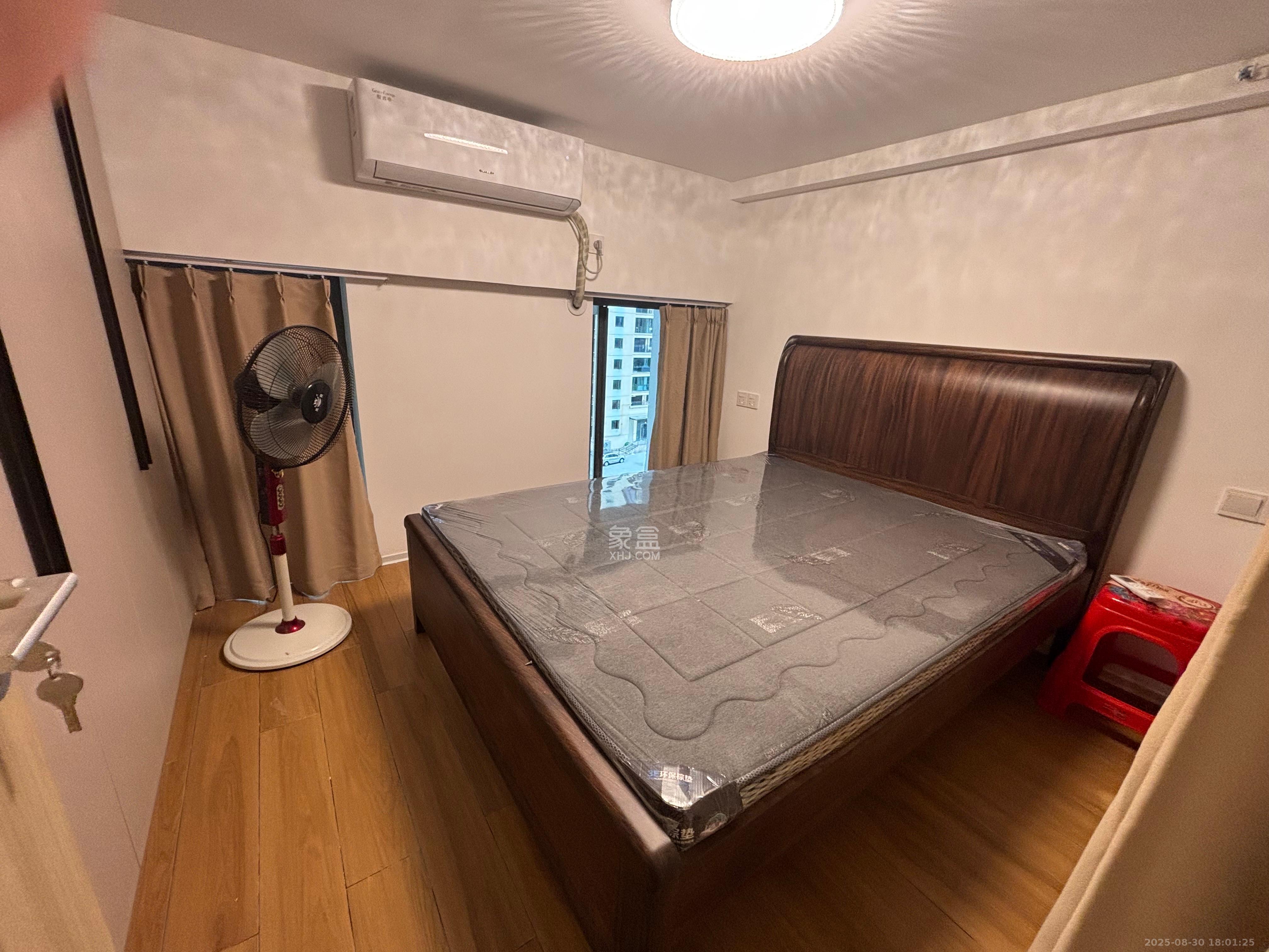 力高凤凰新天 2室1厅1卫 2100.0元/月 力高凤凰新天 2室1厅1卫 2100.0元/月室内图