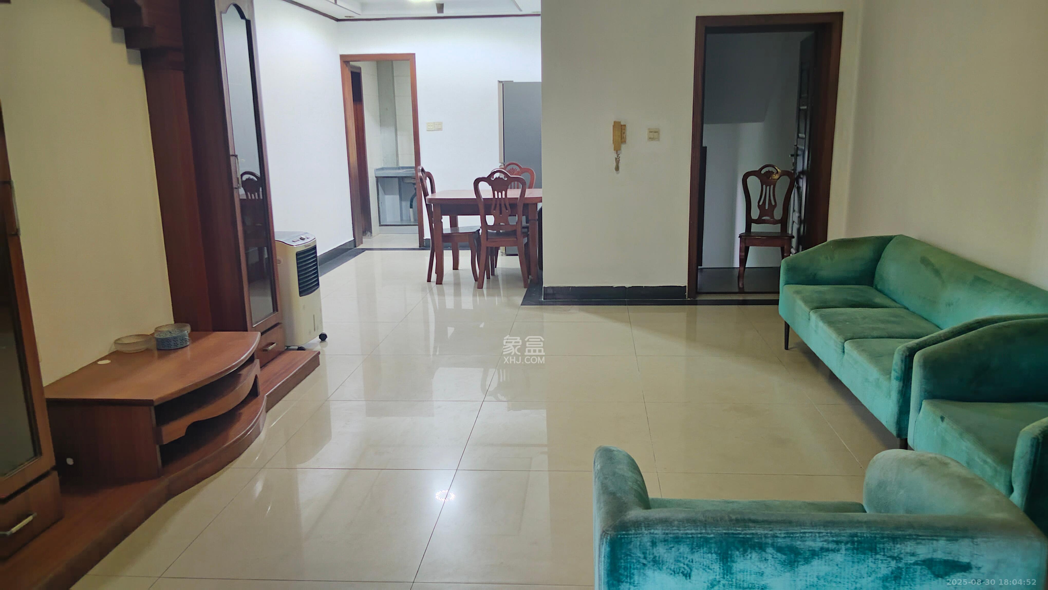 岳北社区 2室1厅1卫 1800.0元/月 岳北社区 2室1厅1卫 1800.0元/月室内图