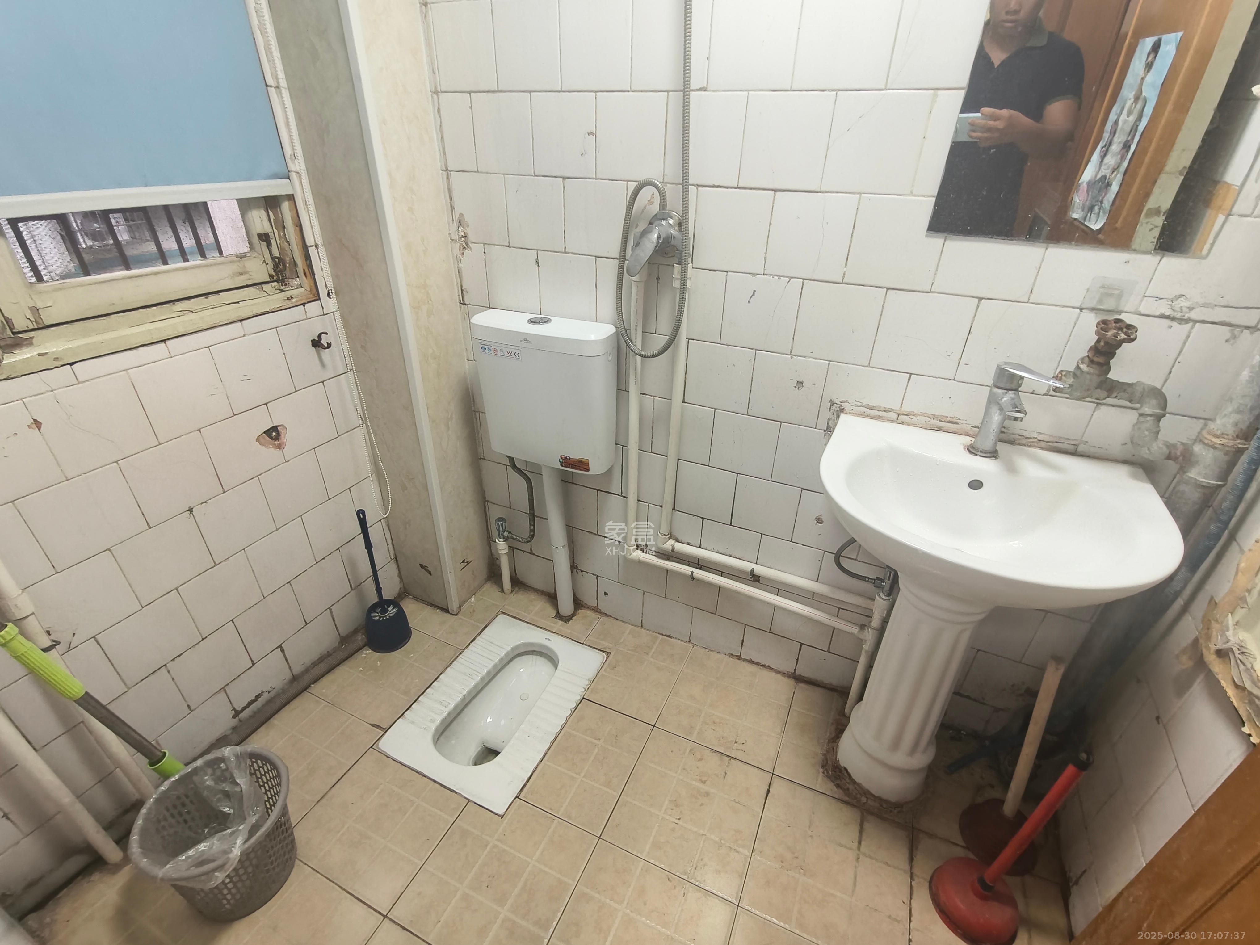 乡镇公寓 2室1厅1卫 1680.0元/月 乡镇公寓 2室1厅1卫 1680.0元/月室内图