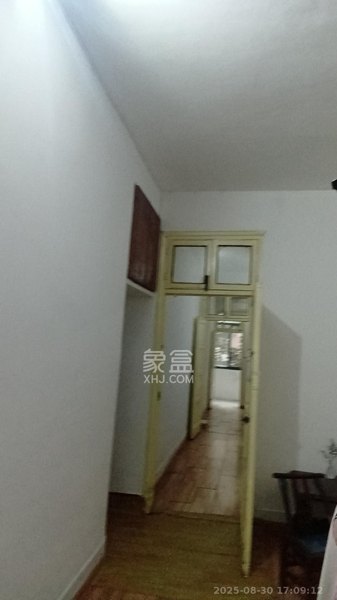 妹子山社区(曙光社区)  2室1厅1卫    1300.0元/月 妹子山社区(曙光社区)  2室1厅1卫    1300.0元/月室内图