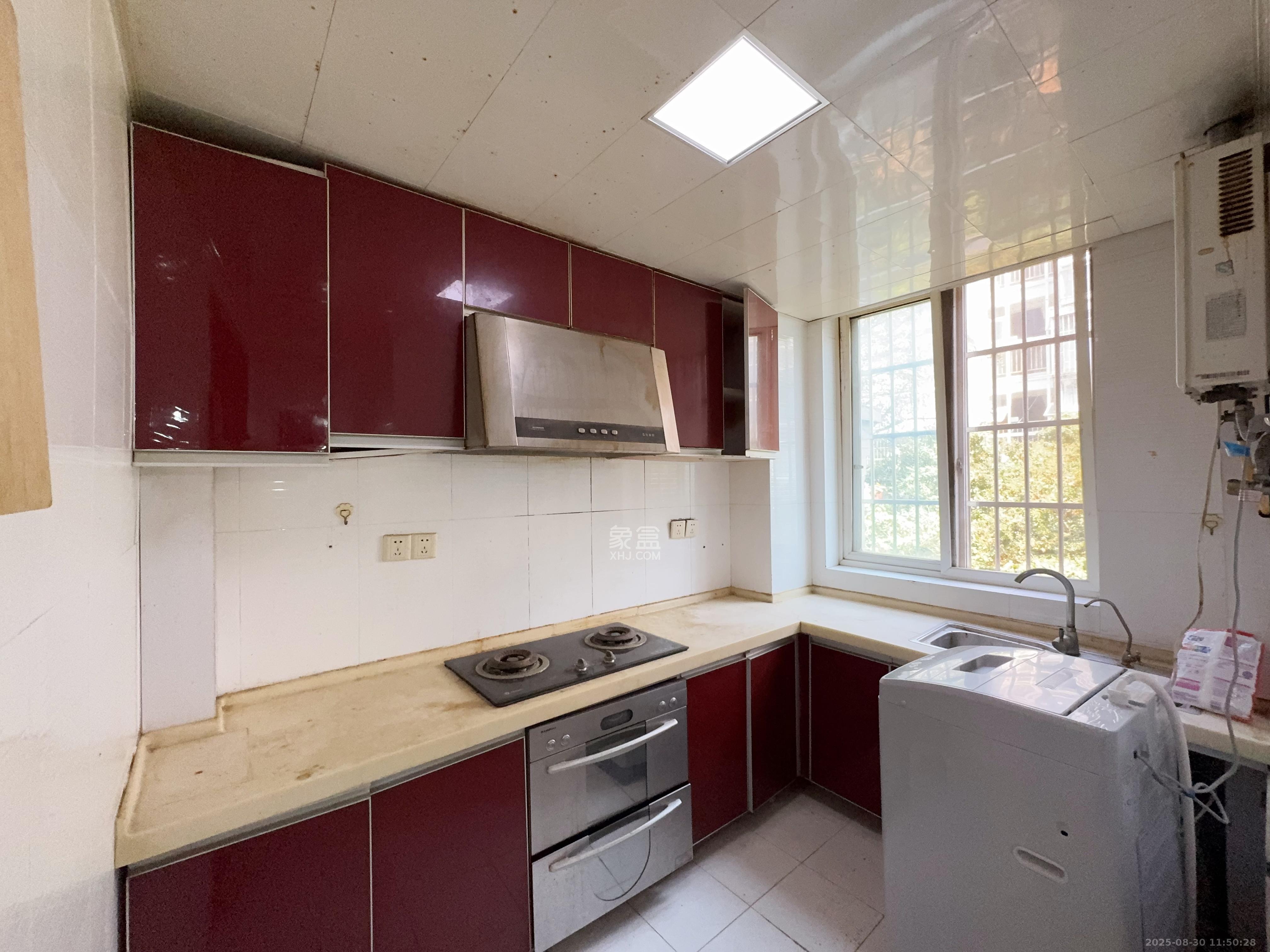 申奥美域  3室2厅2卫    2200.0元/月室内图