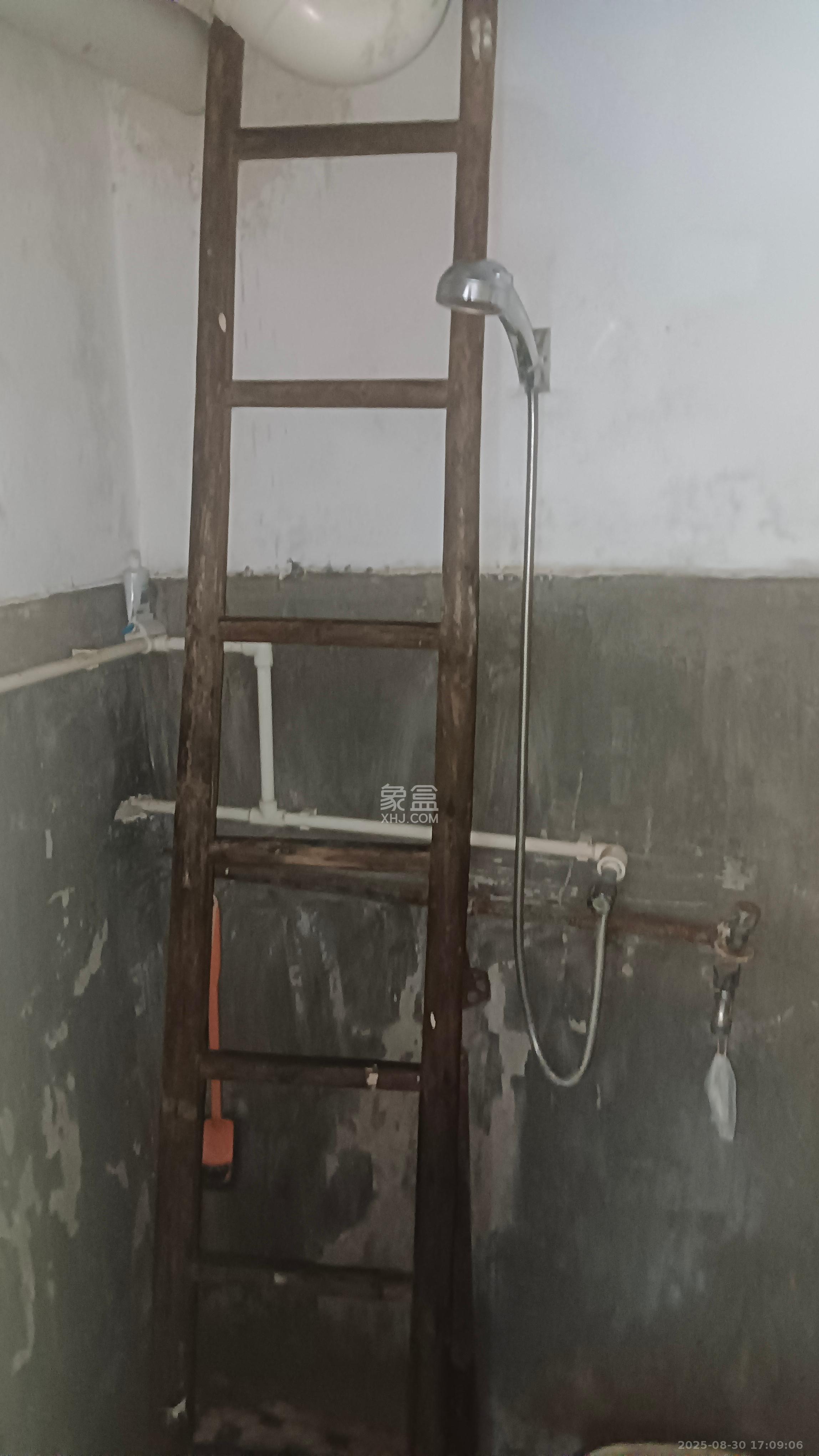 妹子山社区（曙光社区）  2室1厅1卫   1300.00元/月室内图