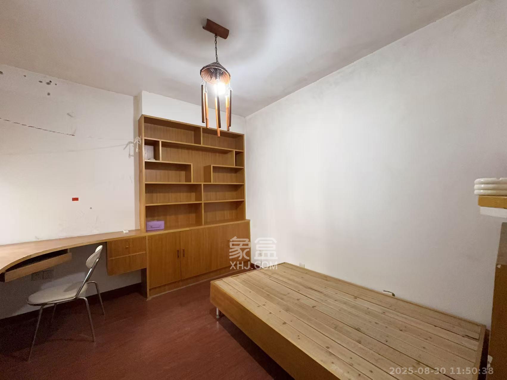 申奥美域  3室2厅2卫    2200.0元/月 申奥美域  3室2厅2卫    2200.0元/月室内图